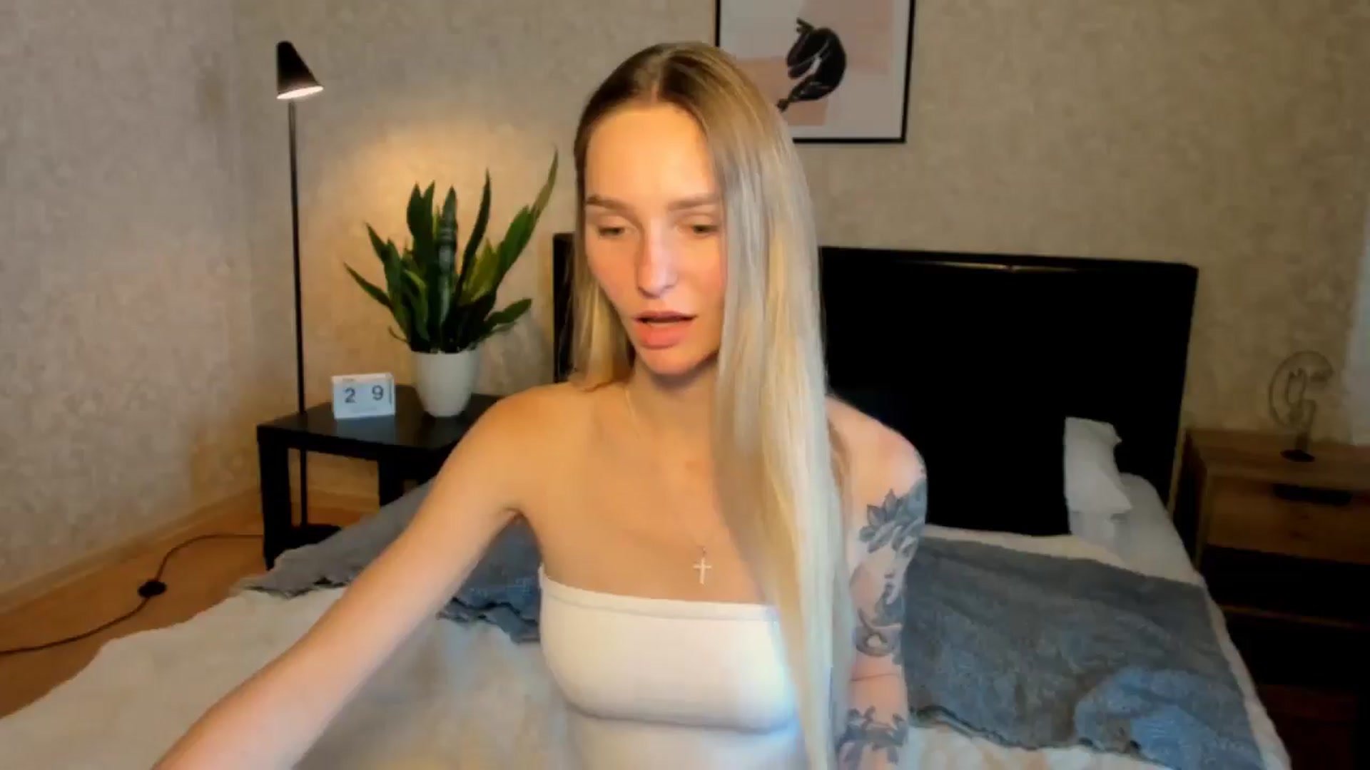 Gallery image thumbnail from Miliain's myfreecams stream on, 08/29/2025, 10:53 image 6 of 20