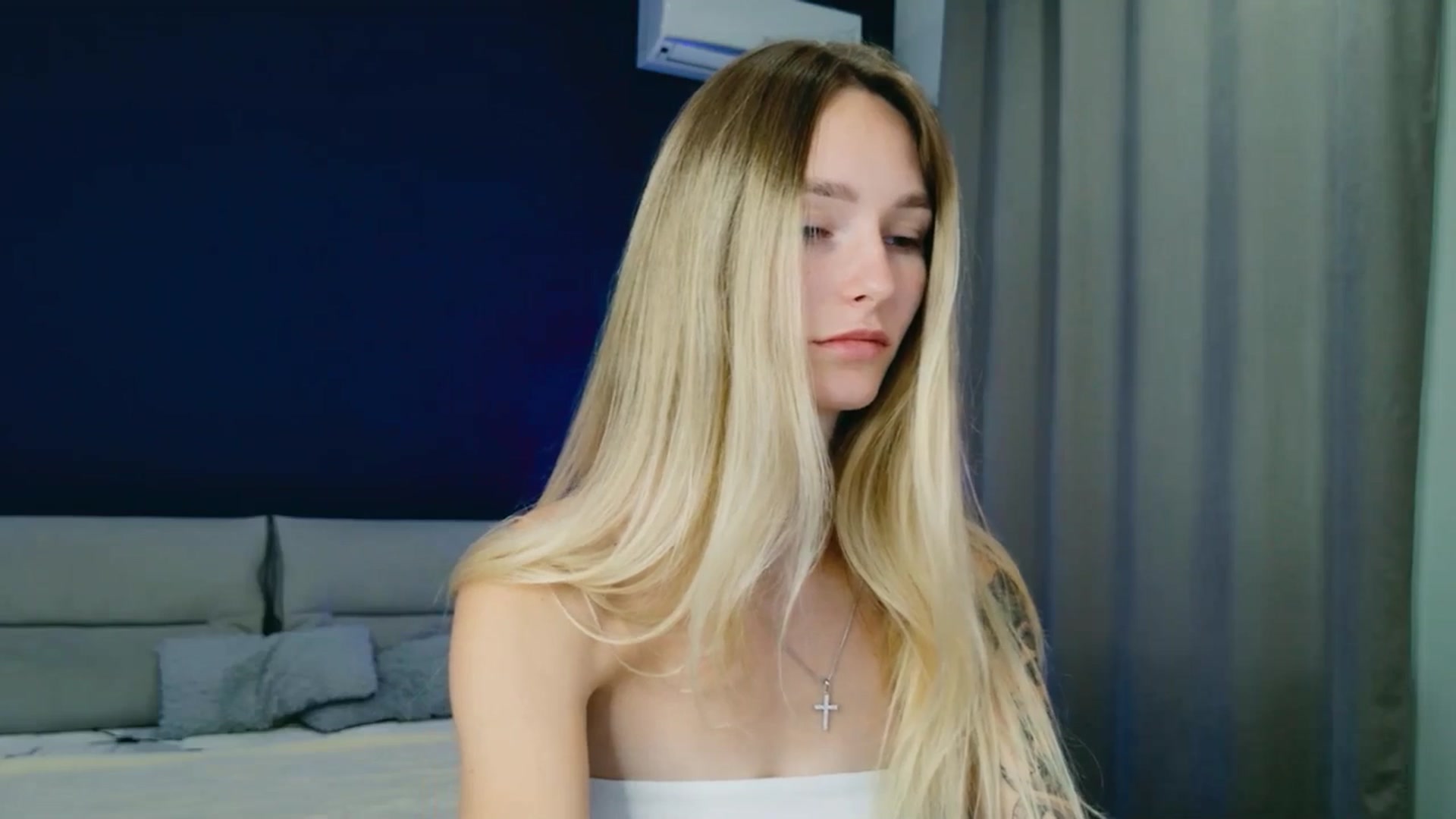 Gallery image thumbnail from Miliain's myfreecams stream on, 09/03/2025, 08:14 image 11 of 20