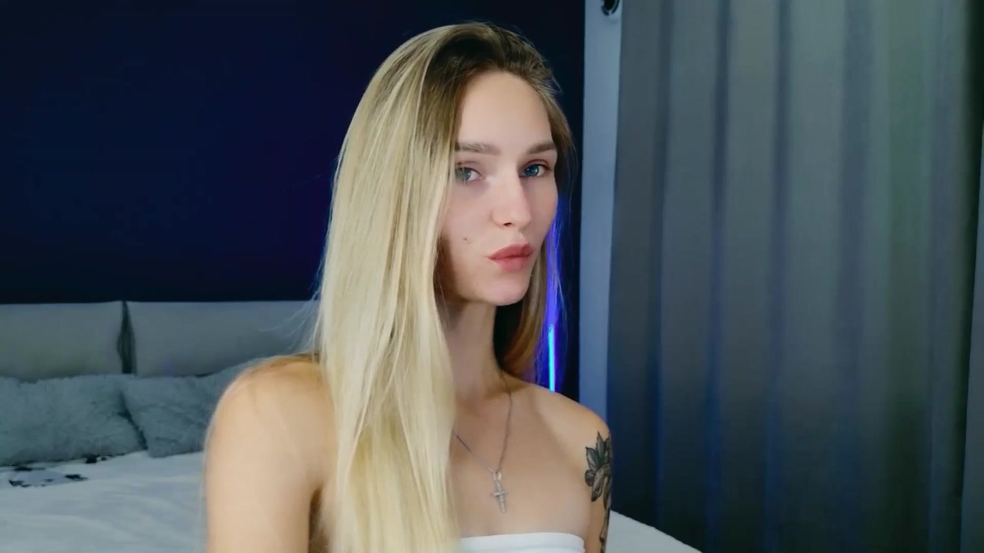 Gallery image thumbnail from Miliain's myfreecams stream on, 09/06/2025, 10:58 image 2 of 20
