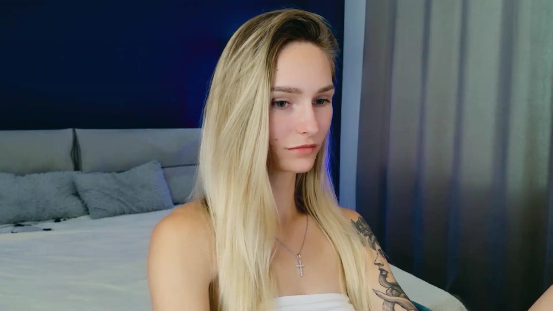 Gallery image thumbnail from Miliain's myfreecams stream on, 09/06/2025, 11:47 image 8 of 20