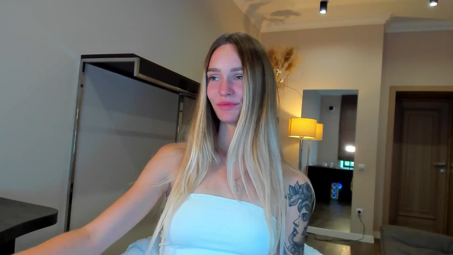 Gallery image thumbnail from Miliain's myfreecams stream on, 09/08/2025, 08:27 image 3 of 20