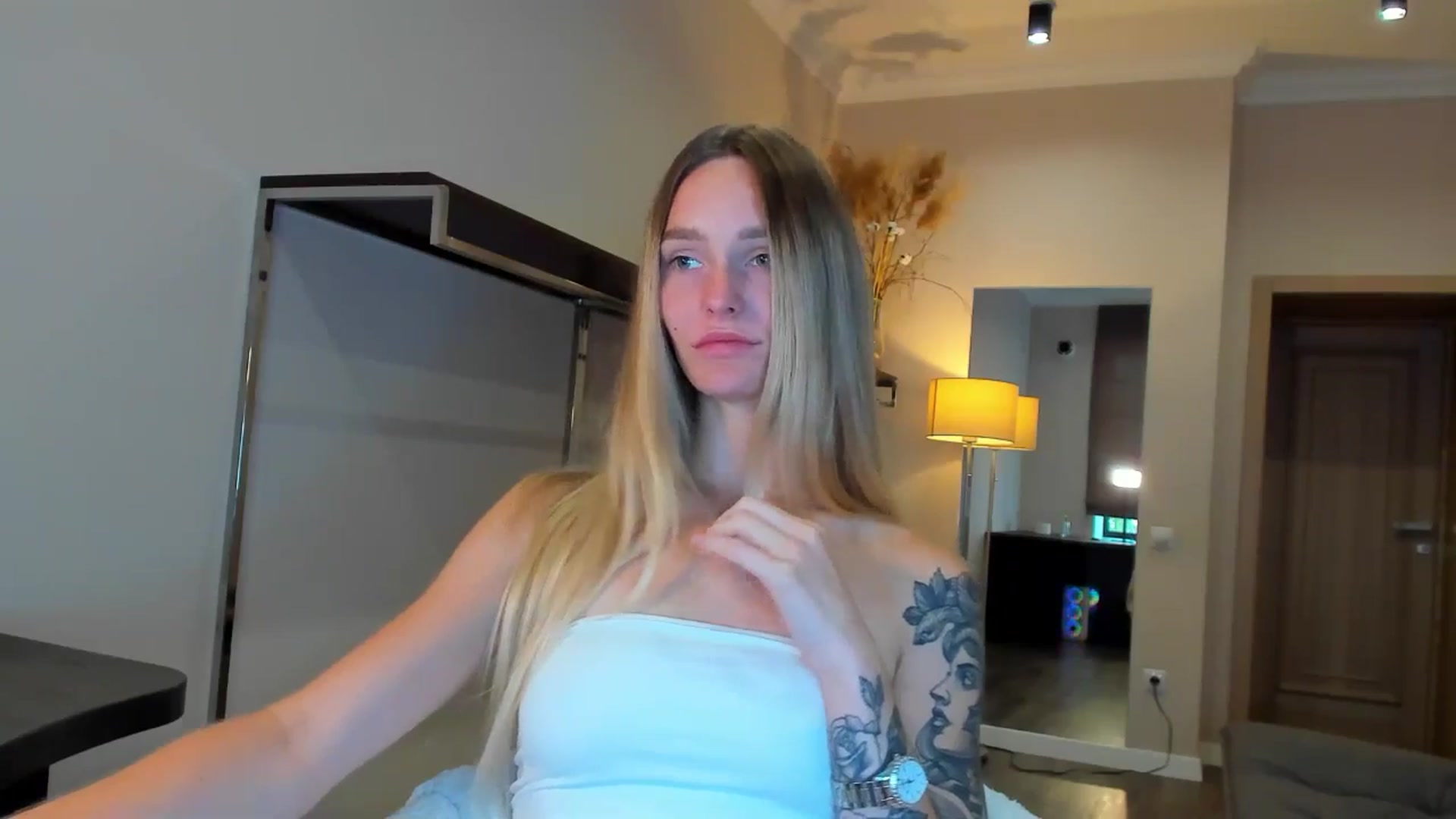 Gallery image thumbnail from Miliain's myfreecams stream on, 09/08/2025, 08:27 image 4 of 20