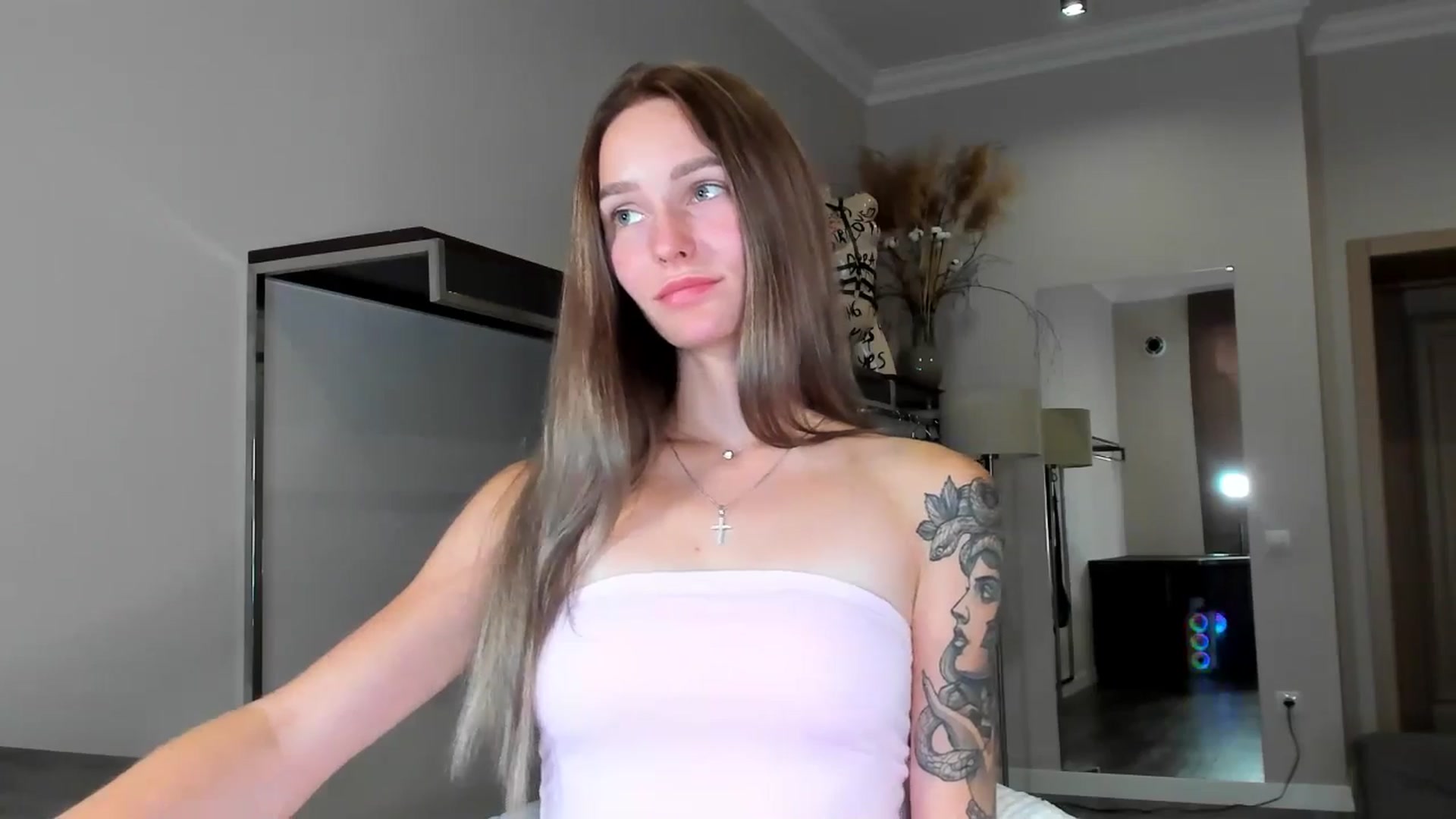 Gallery image thumbnail from Miliain's myfreecams stream on, 09/11/2025, 10:50 image 5 of 20