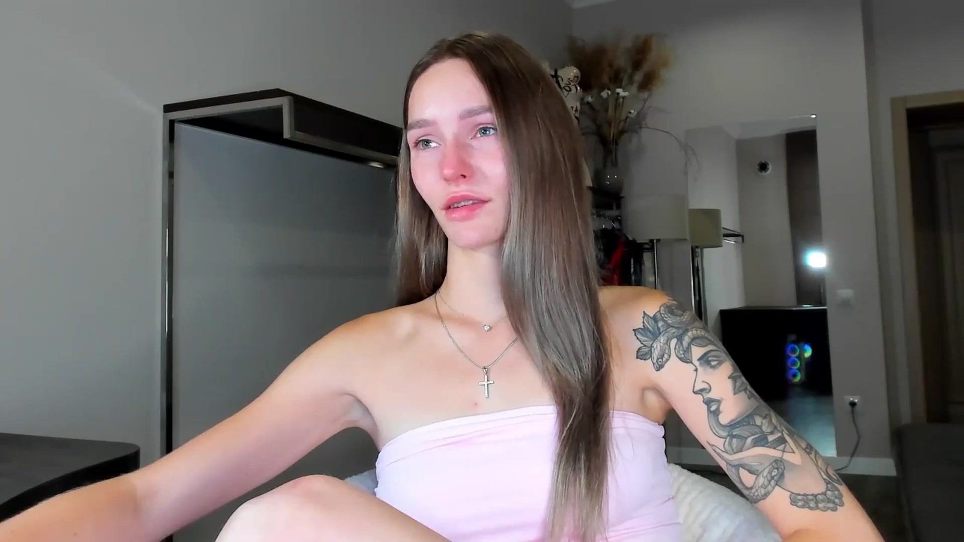 Gallery image thumbnail from Miliain's myfreecams stream on, 09/11/2025, 12:01 image 4 of 20