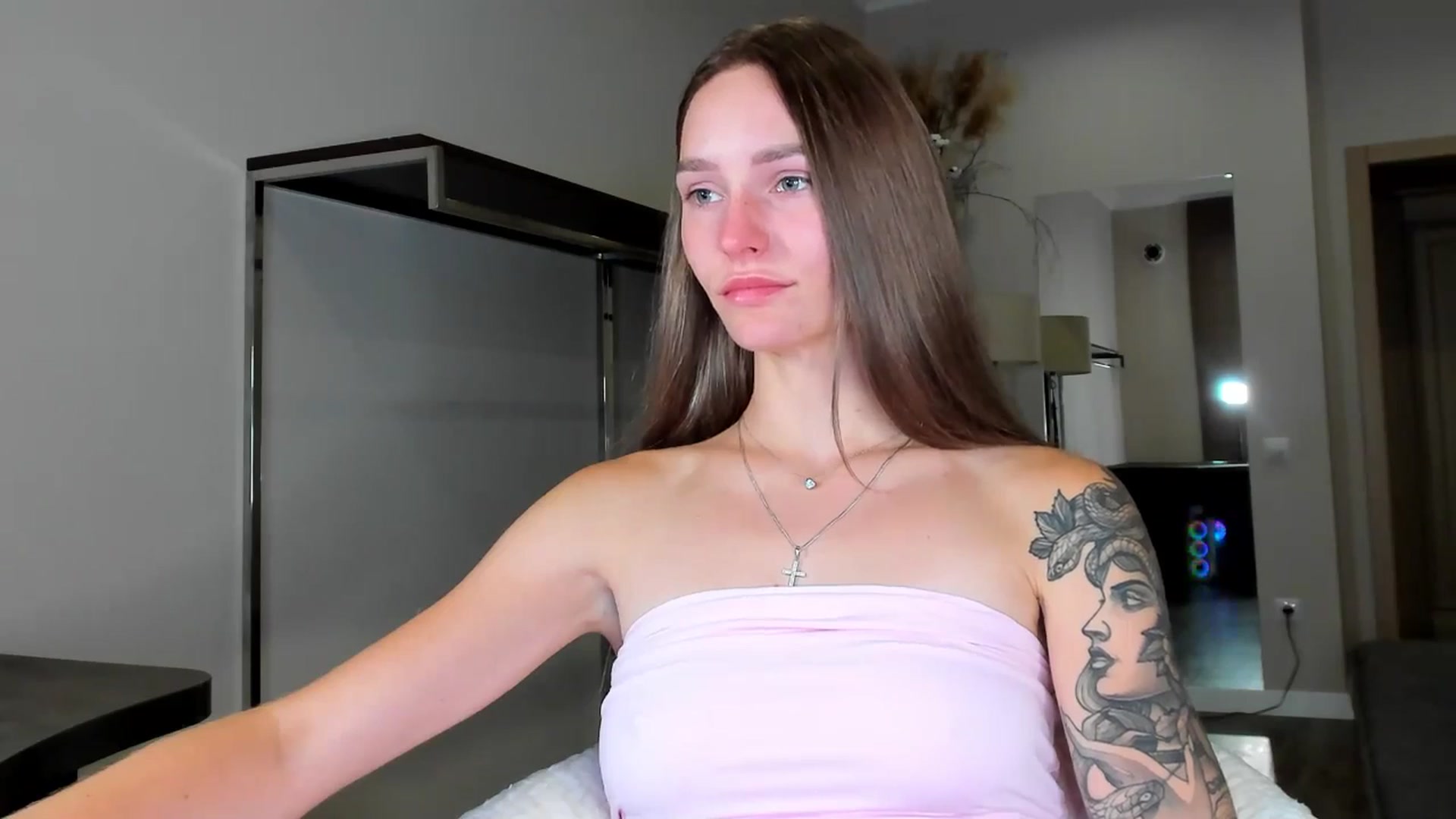 Gallery image thumbnail from Miliain's myfreecams stream on, 09/11/2025, 12:01 image 9 of 20