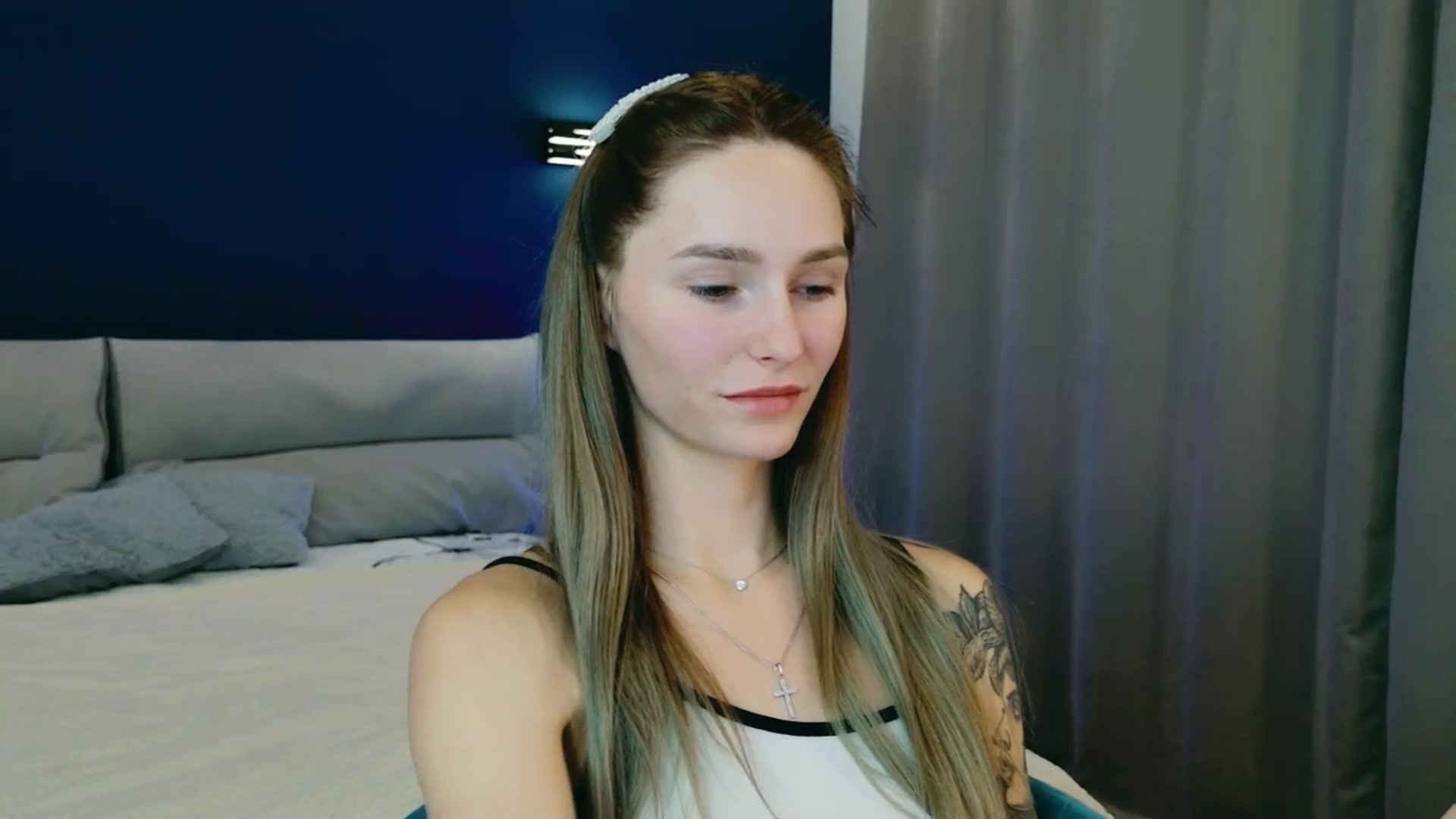 Gallery image thumbnail from Miliain's myfreecams stream on, 09/14/2025, 10:35 image 7 of 20