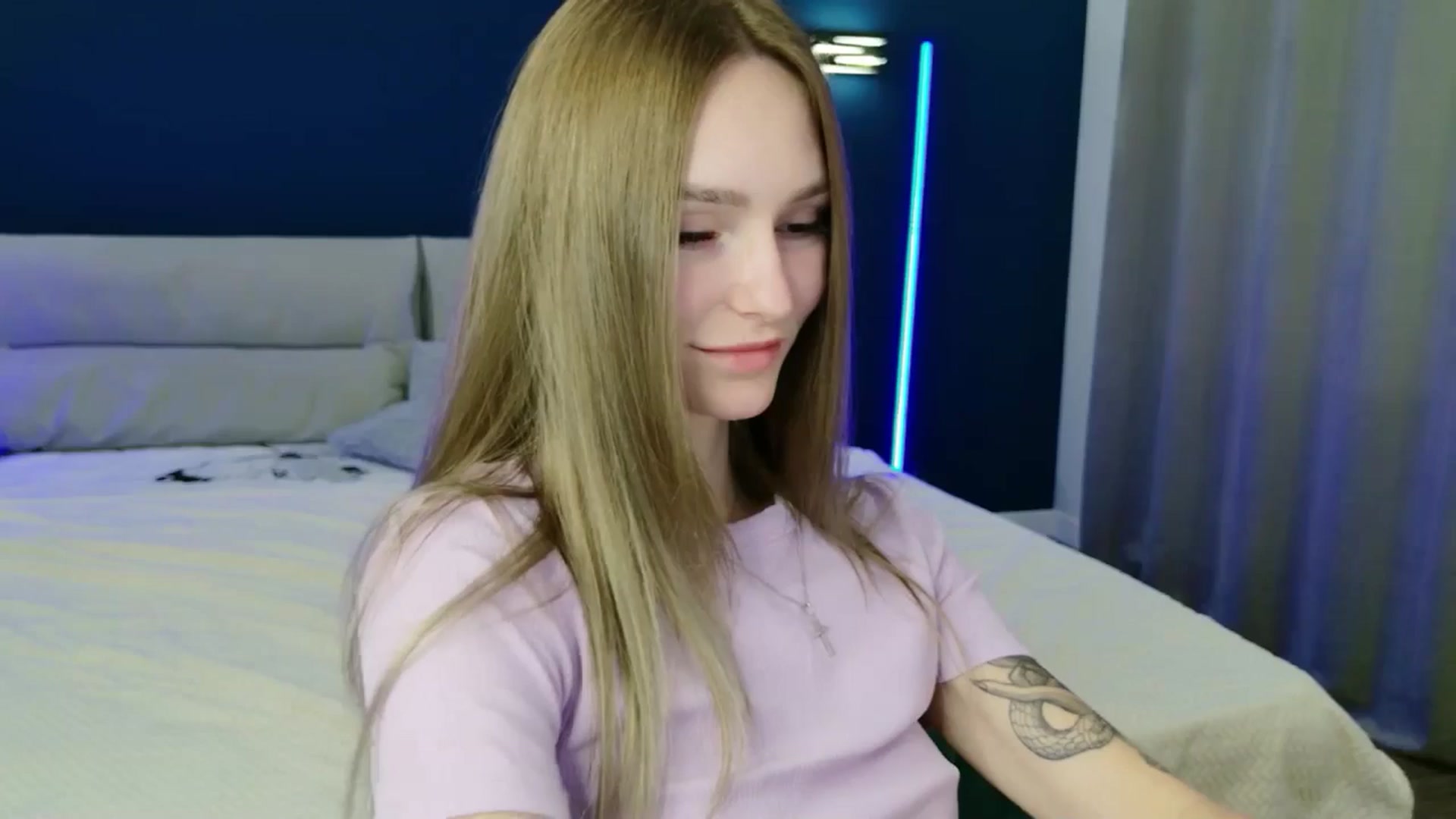 Gallery image thumbnail from Miliain's myfreecams stream on, 09/21/2025, 07:57 image 19 of 20