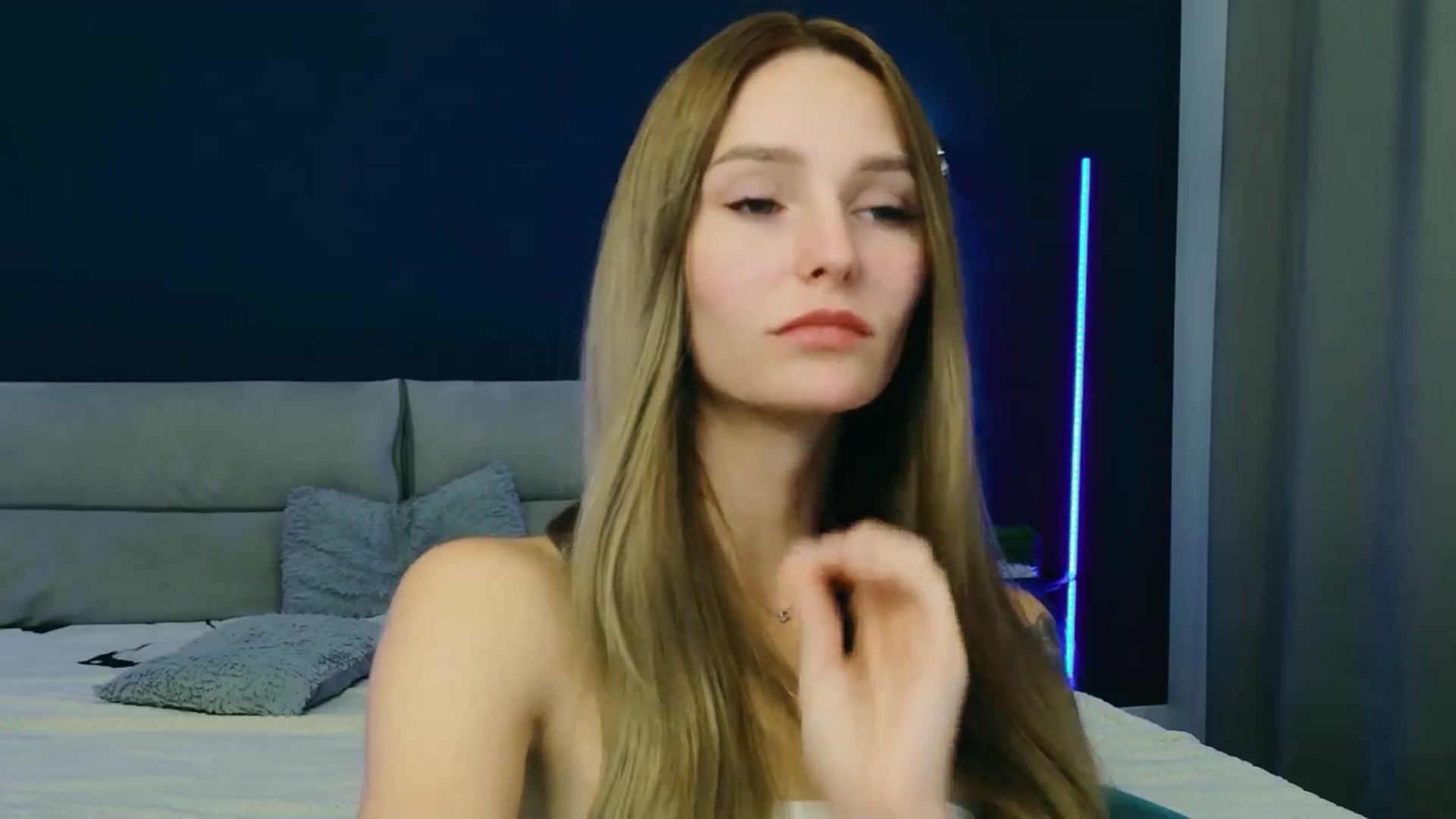Gallery image thumbnail from Miliain's myfreecams stream on, 09/27/2025, 11:59 image 6 of 20