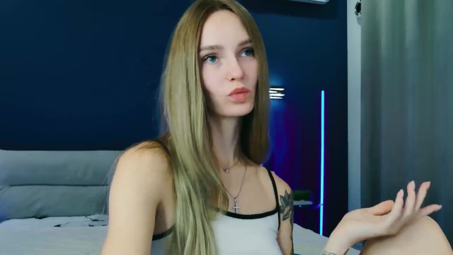 Gallery image thumbnail from Miliain's myfreecams stream on, 09/28/2025, 08:30 image 5 of 20