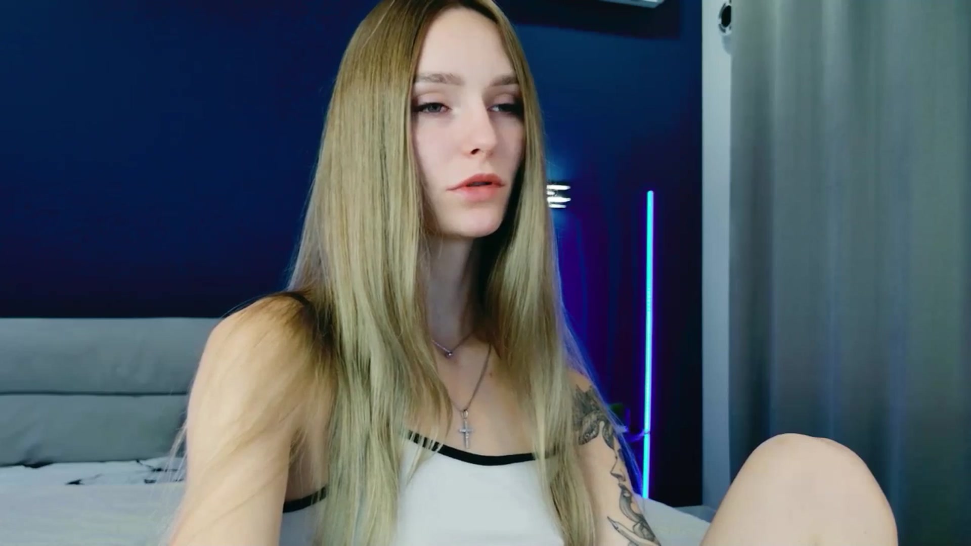Gallery image thumbnail from Miliain's myfreecams stream on, 09/28/2025, 08:30 image 3 of 20