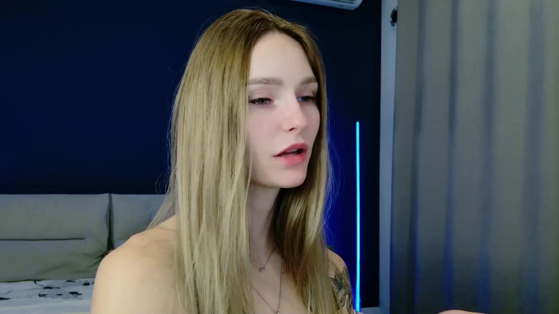 Gallery image thumbnail from Miliain's myfreecams stream on, 09/30/2025, 12:06 image 14 of 20