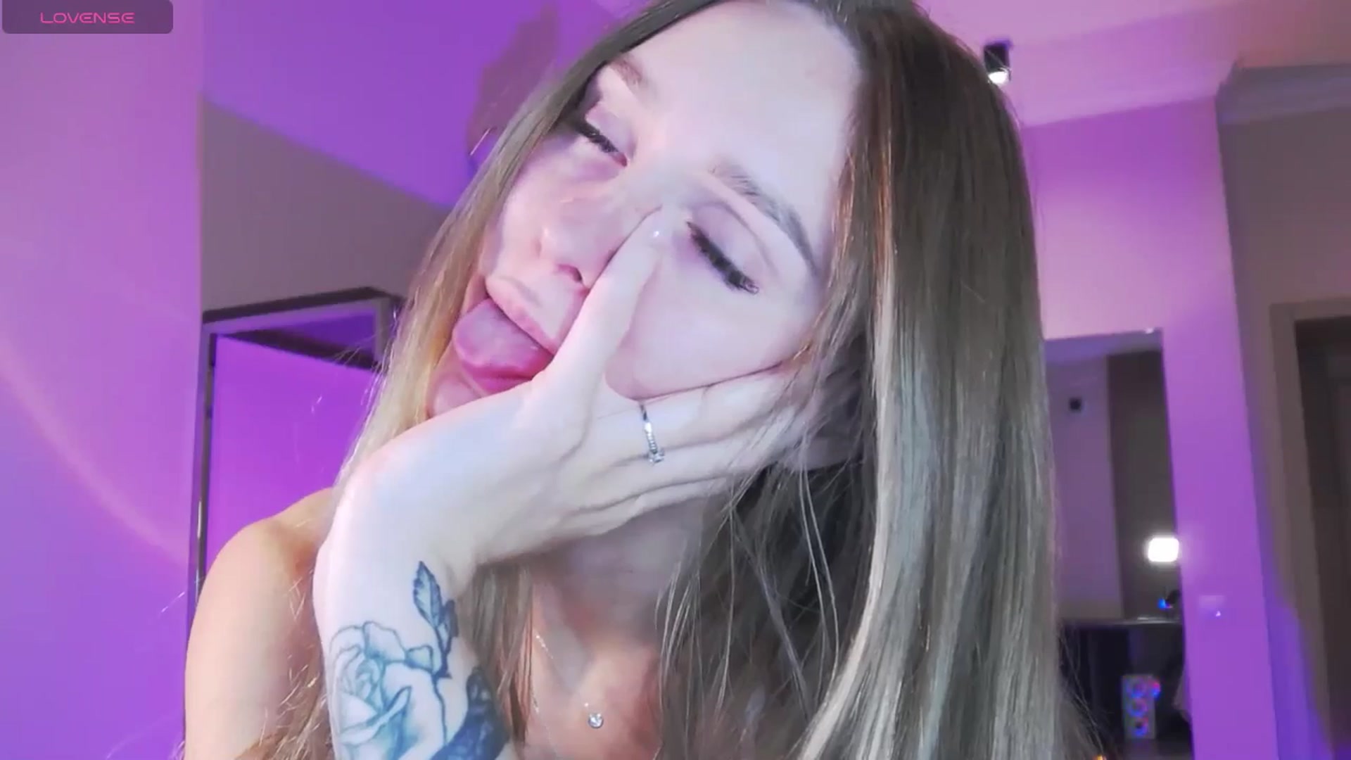 Gallery image thumbnail from Miliain's myfreecams stream on, 10/02/2025, 11:11 image 7 of 20