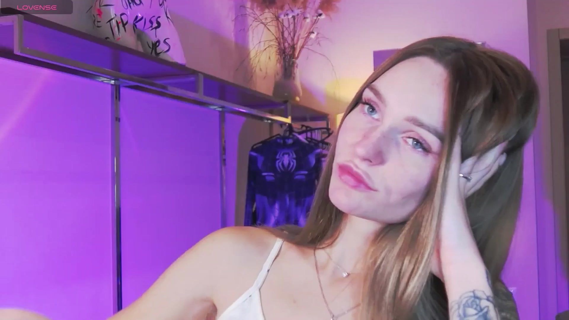 Gallery image thumbnail from Miliain's myfreecams stream on, 10/02/2025, 11:11 image 18 of 20