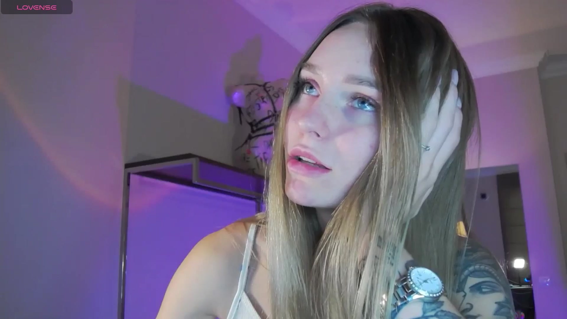 Gallery image thumbnail from Miliain's myfreecams stream on, 10/04/2025, 11:28 image 2 of 20