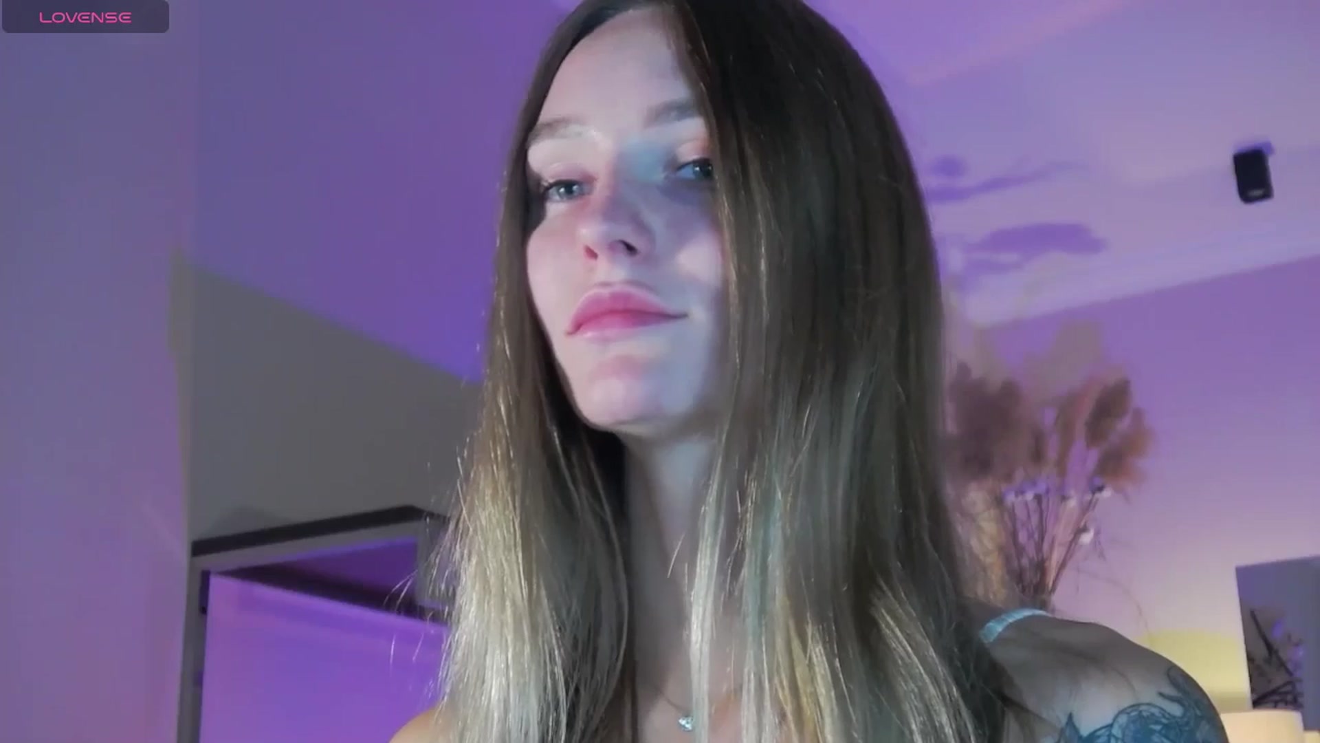 Gallery image thumbnail from Miliain's myfreecams stream on, 10/04/2025, 13:05 image 5 of 20
