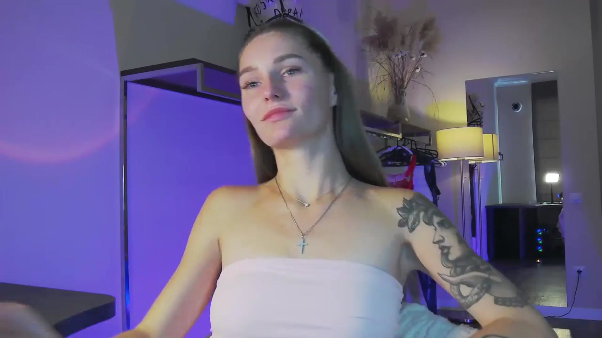 Gallery image thumbnail from Miliain's myfreecams stream on, 10/07/2025, 08:49 image 16 of 20