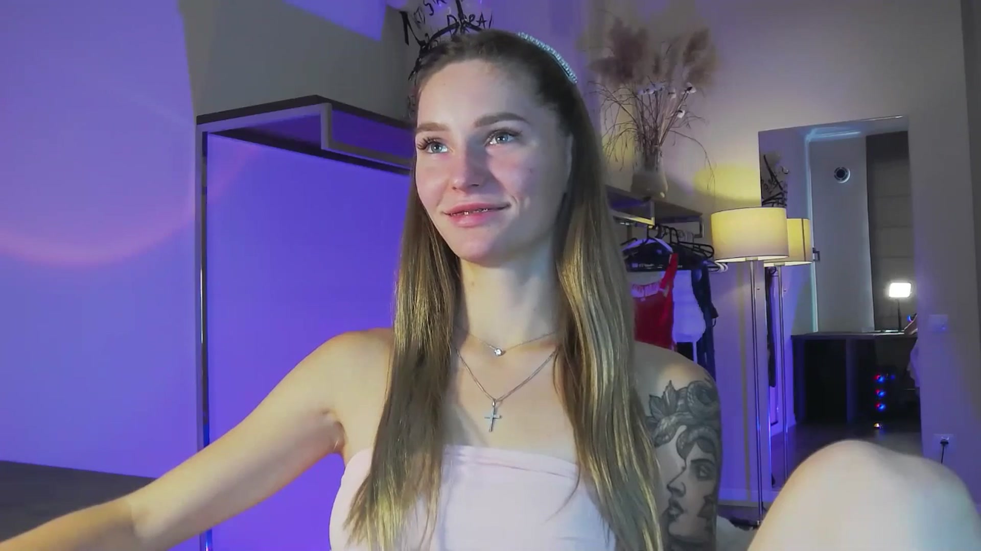 Gallery image thumbnail from Miliain's myfreecams stream on, 10/07/2025, 08:49 image 15 of 20