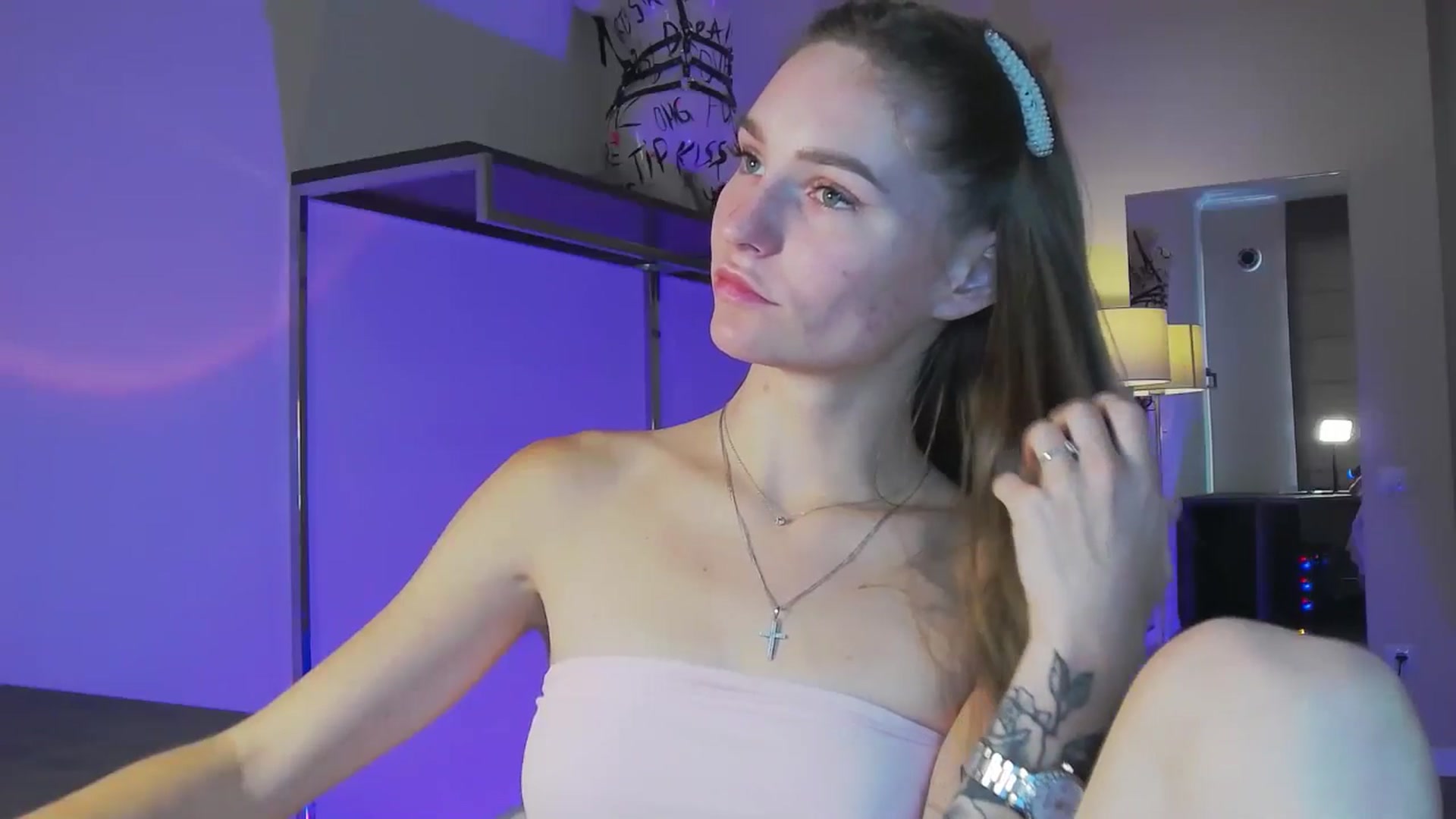 Gallery image thumbnail from Miliain's myfreecams stream on, 10/07/2025, 08:49 image 17 of 20