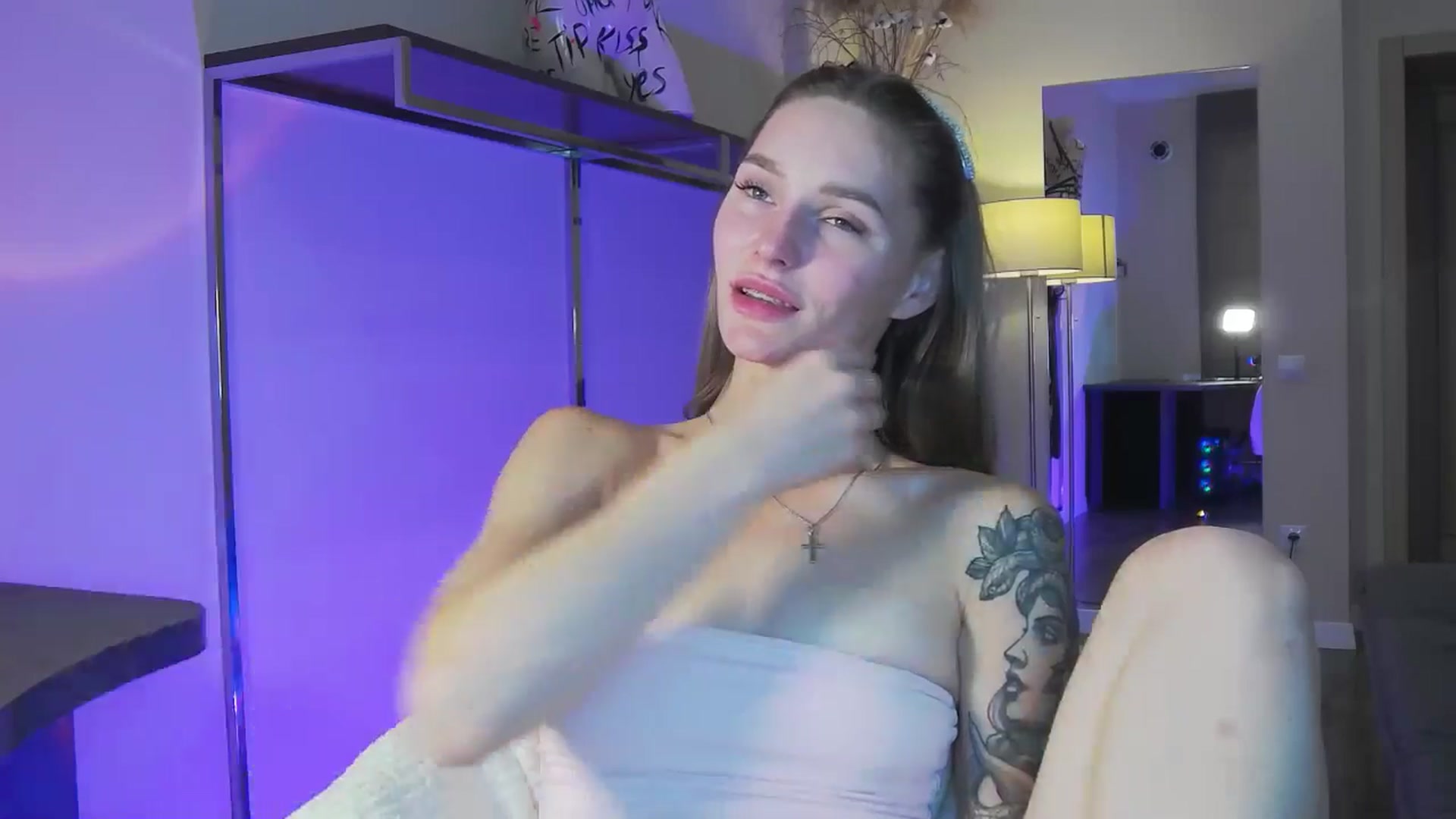 Gallery image thumbnail from Miliain's myfreecams stream on, 10/07/2025, 12:04 image 7 of 20