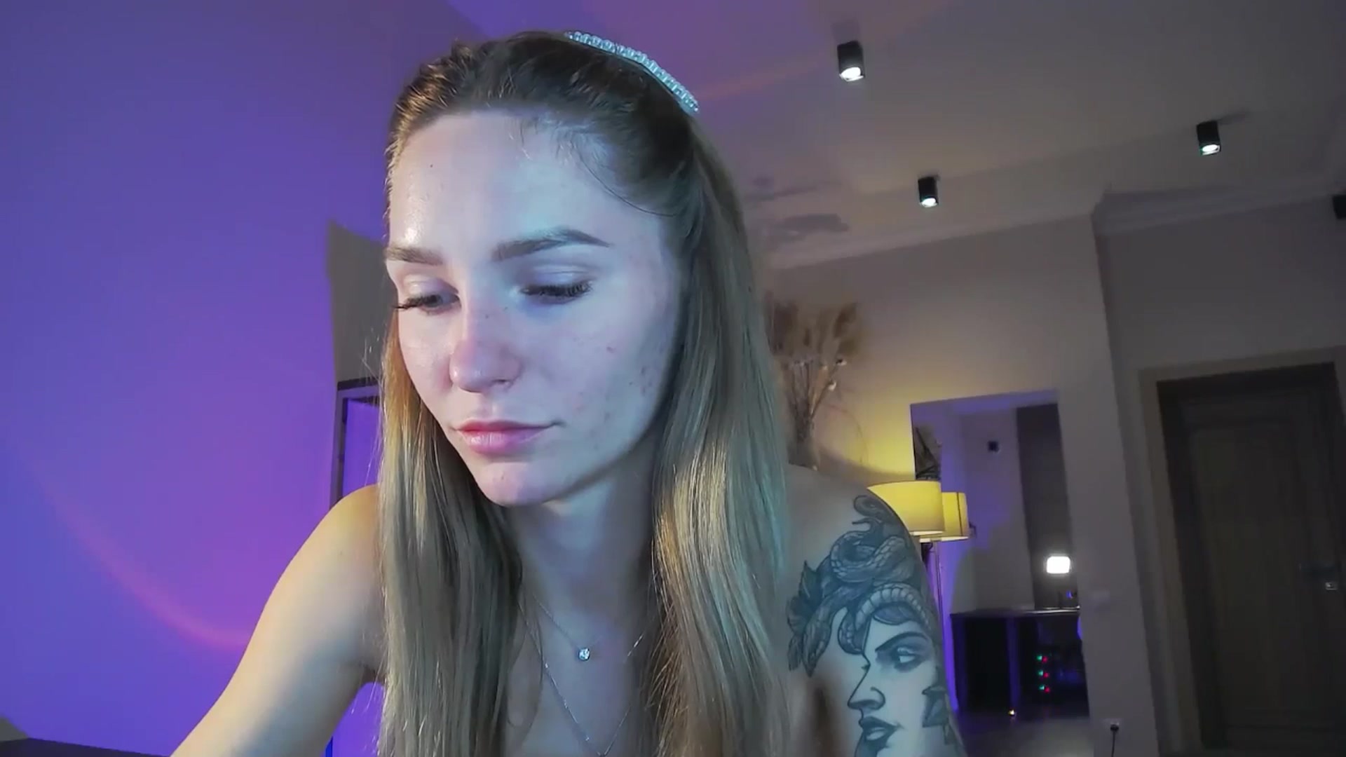 Gallery image thumbnail from Miliain's myfreecams stream on, 10/07/2025, 12:04 image 16 of 20