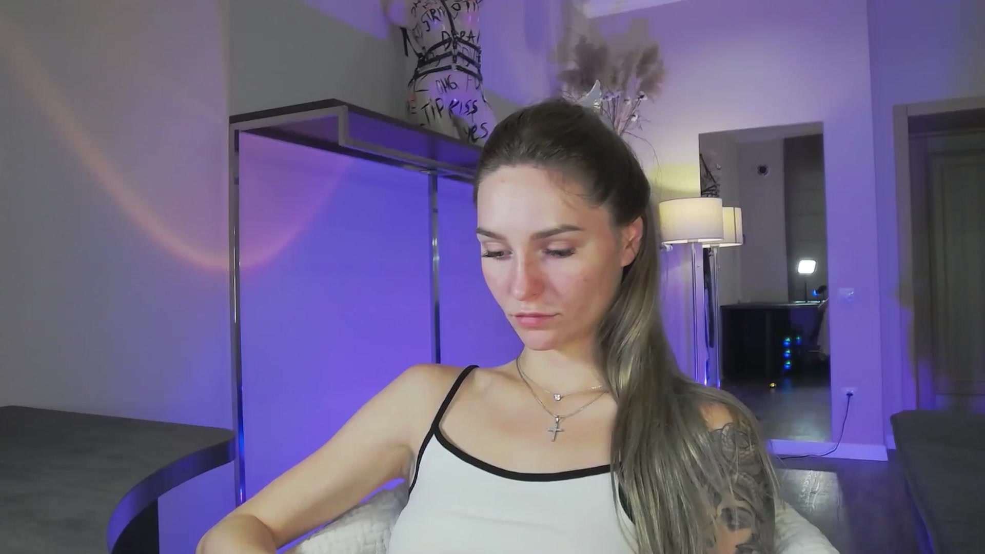Gallery image thumbnail from Miliain's myfreecams stream on, 10/09/2025, 09:08 image 8 of 20