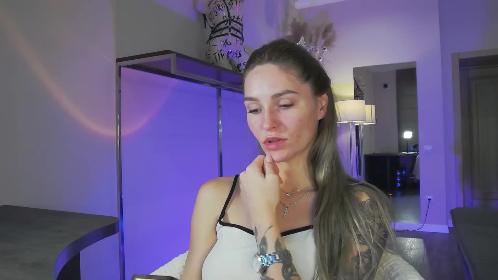 Gallery image thumbnail from Miliain's myfreecams stream on, 10/09/2025, 09:08 image 6 of 20