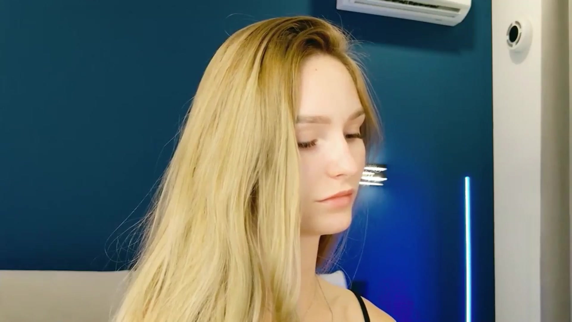 Gallery image thumbnail from Miliain's myfreecams stream on, 10/10/2025, 12:00 image 5 of 20