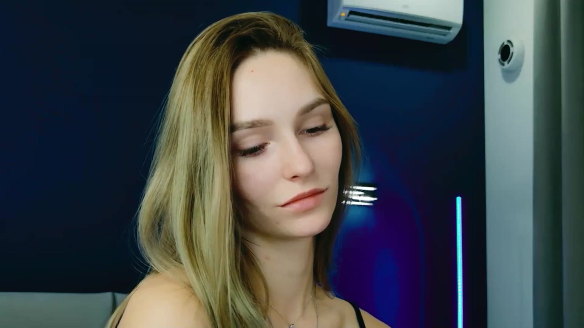 Gallery image thumbnail from Miliain's myfreecams stream on, 10/10/2025, 12:00 image 3 of 20