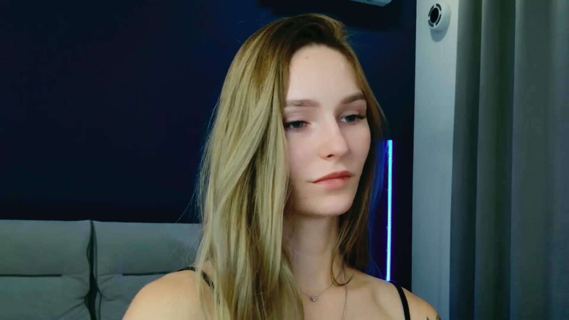 Gallery image thumbnail from Miliain's myfreecams stream on, 10/10/2025, 12:00 image 11 of 20