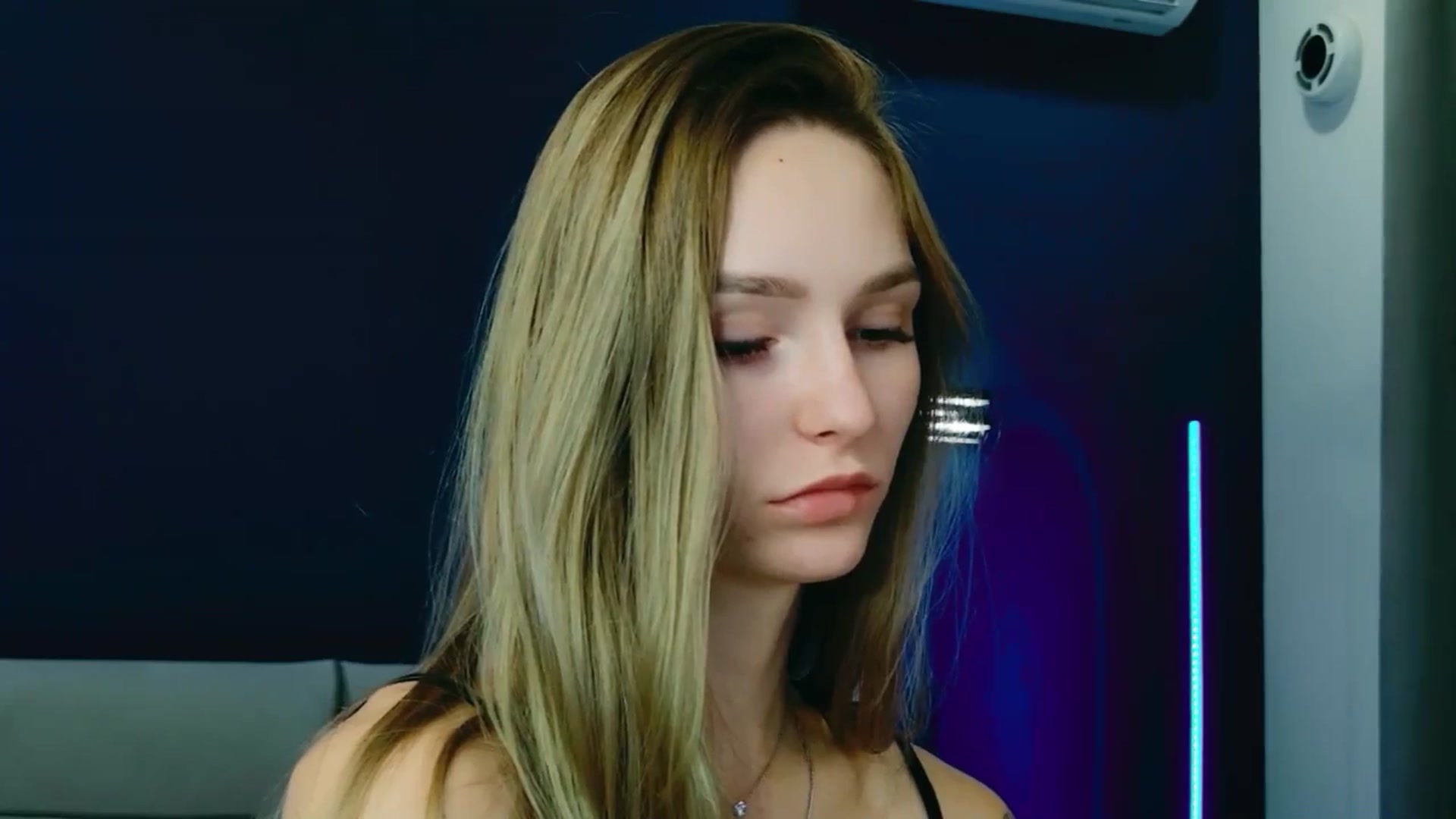 Gallery image thumbnail from Miliain's myfreecams stream on, 10/10/2025, 12:00 image 8 of 20