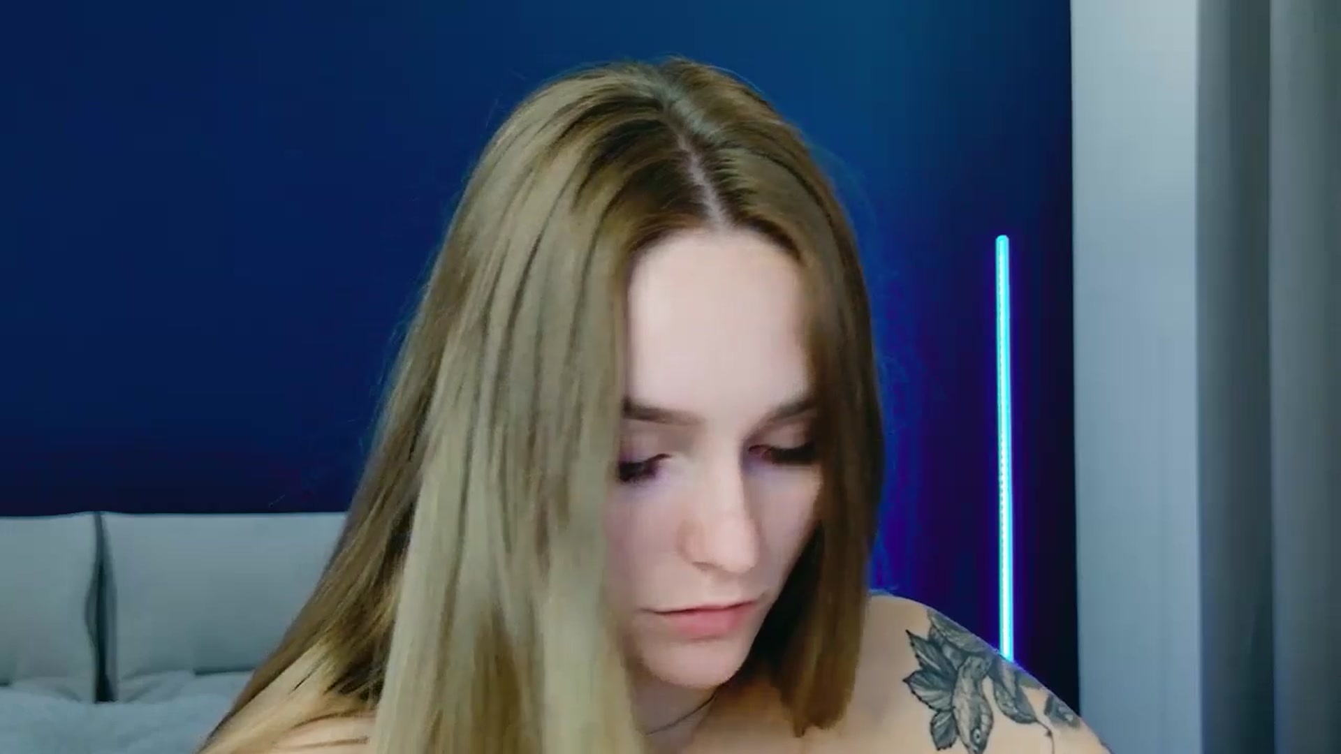 Gallery image thumbnail from Miliain's myfreecams stream on, 10/12/2025, 08:49 image 11 of 20