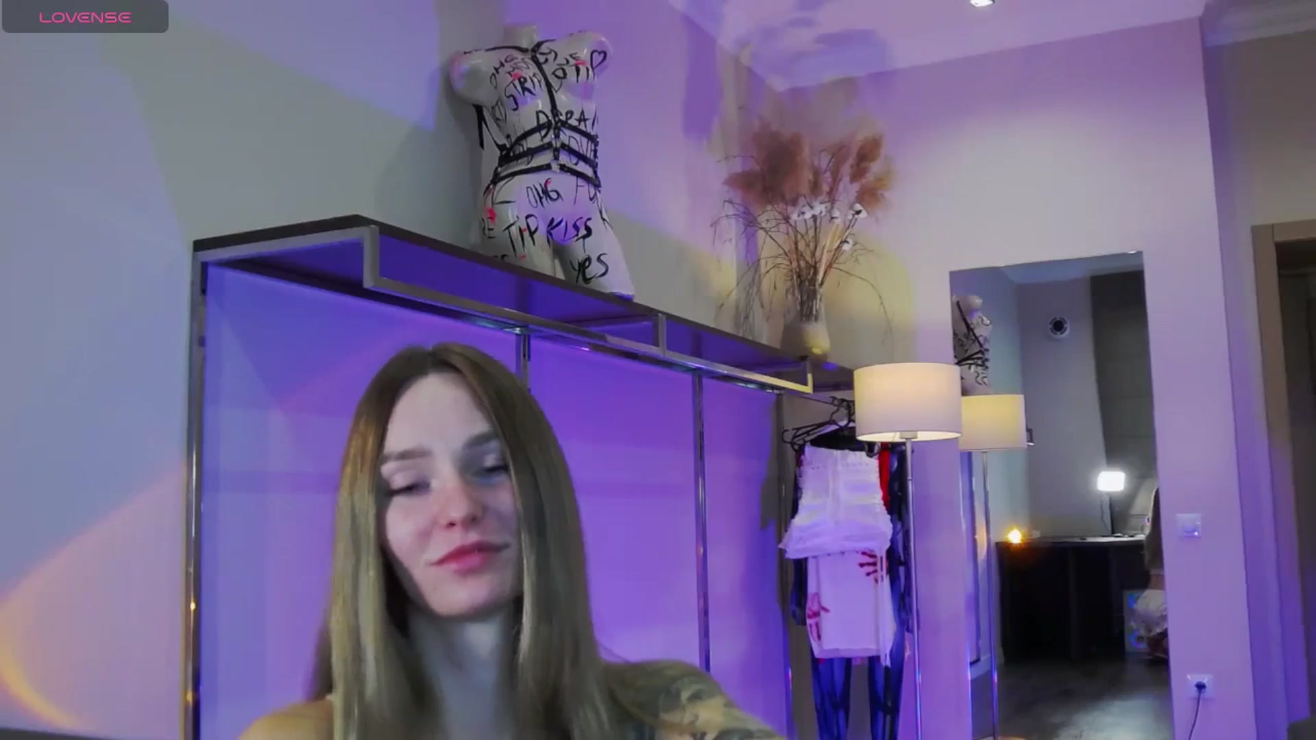 Gallery image thumbnail from Miliain's myfreecams stream on, 10/16/2025, 12:06 image 14 of 20