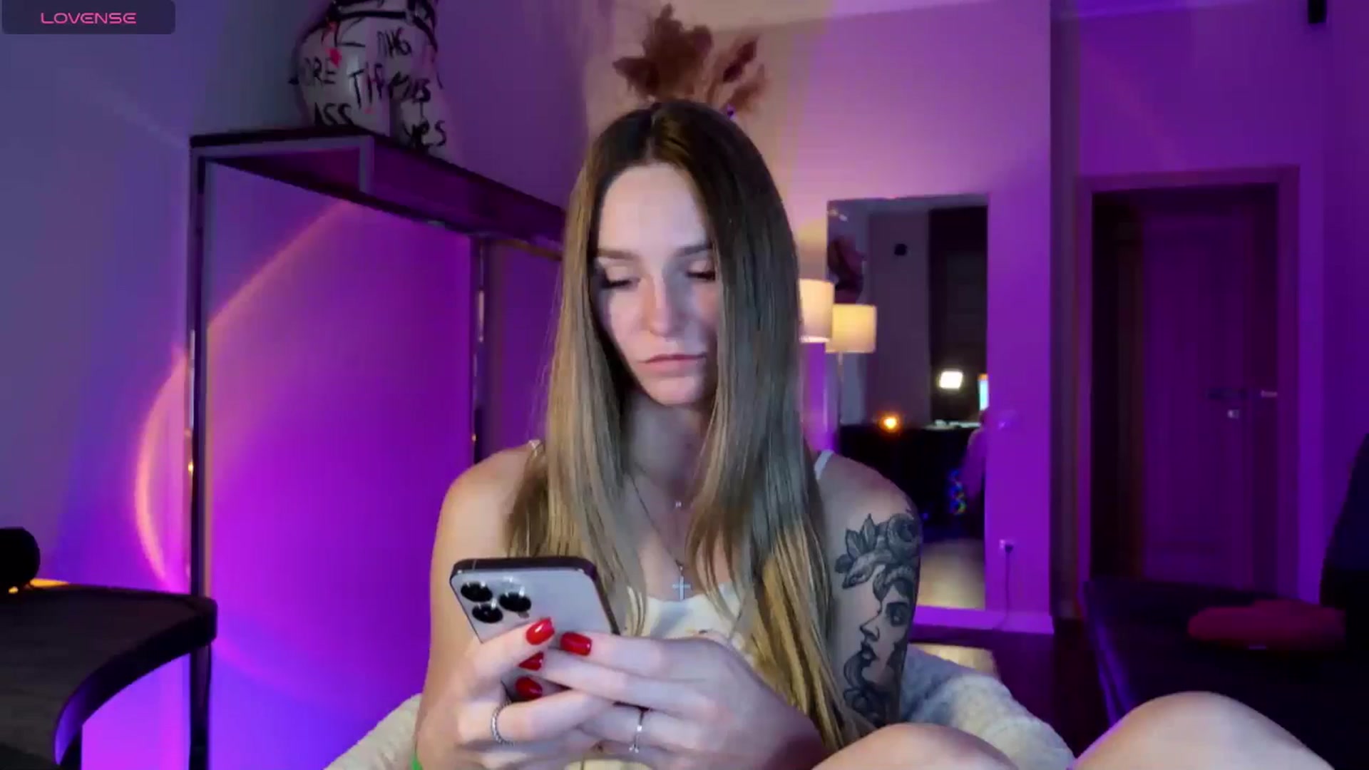 Gallery image thumbnail from Miliain's myfreecams stream on, 10/20/2025, 10:56 image 16 of 20