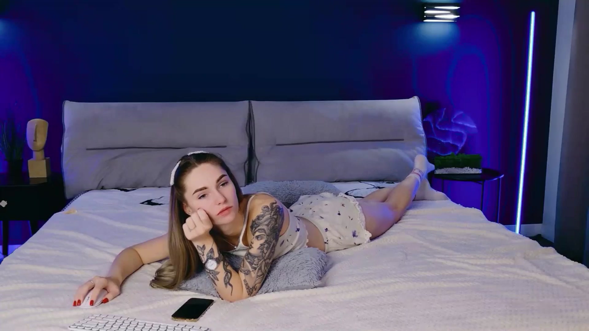 Gallery image thumbnail from Miliain's myfreecams stream on, 10/26/2025, 08:38 image 12 of 20