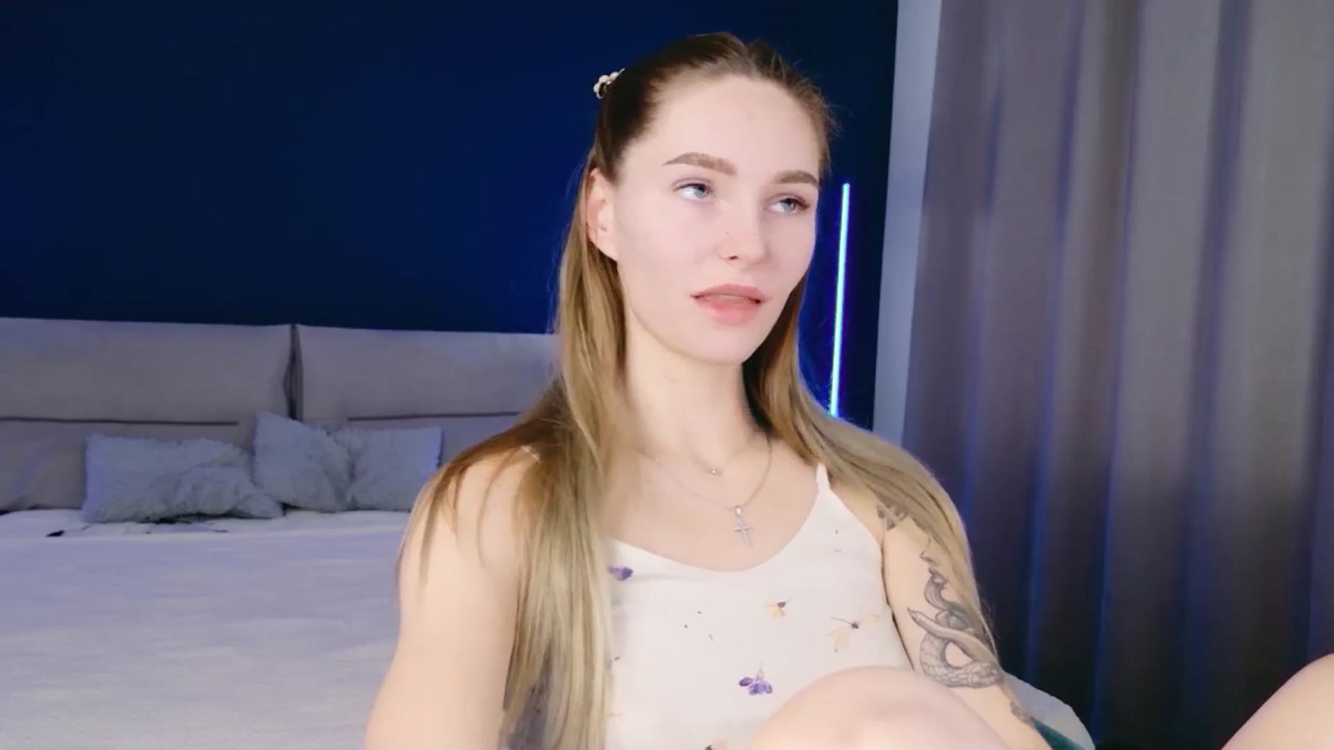 Gallery image thumbnail from Miliain's myfreecams stream on, 10/28/2025, 08:21 image 19 of 20