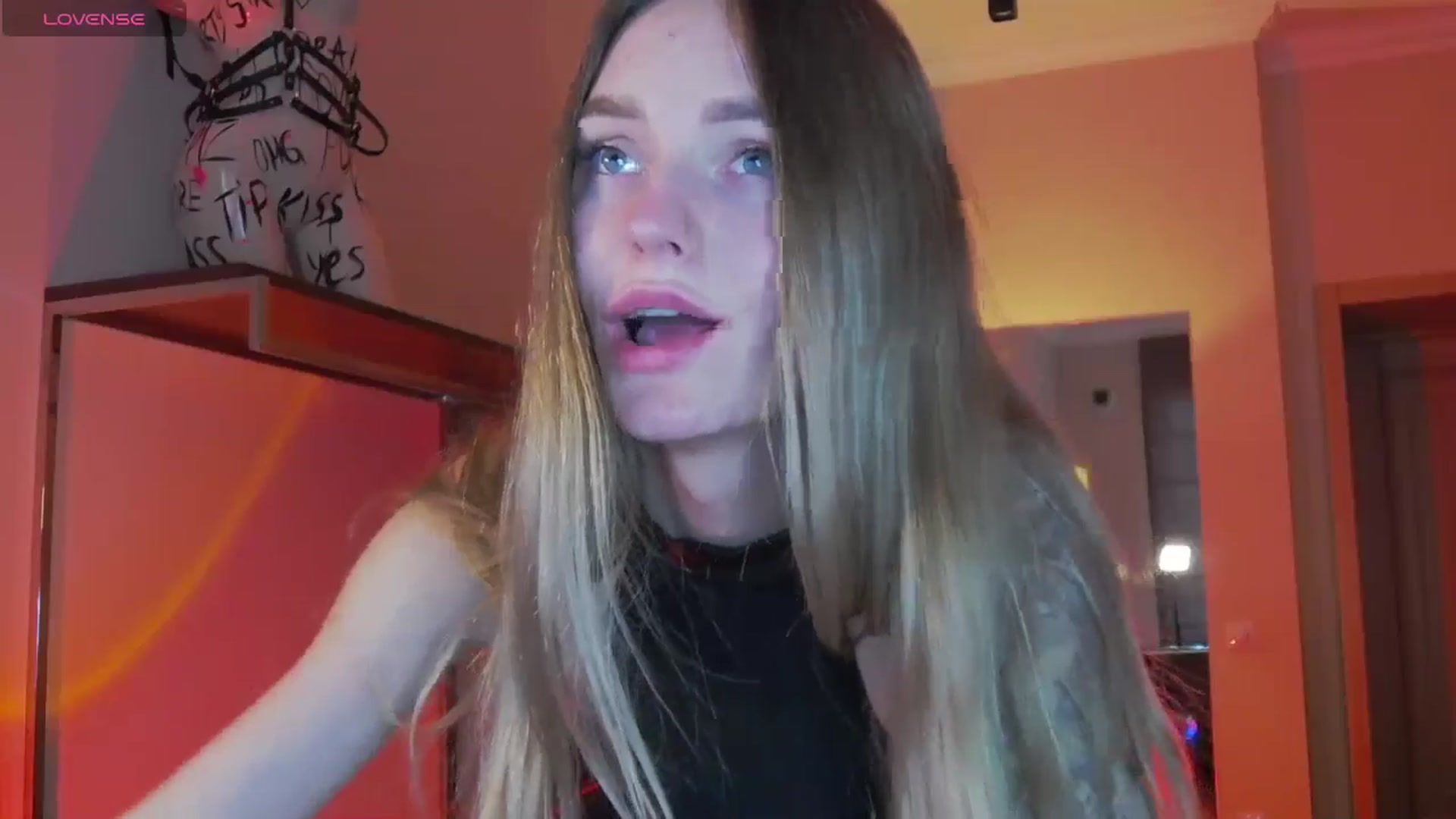 Gallery image thumbnail from Miliain's myfreecams stream on, 10/31/2025, 12:15 image 20 of 20