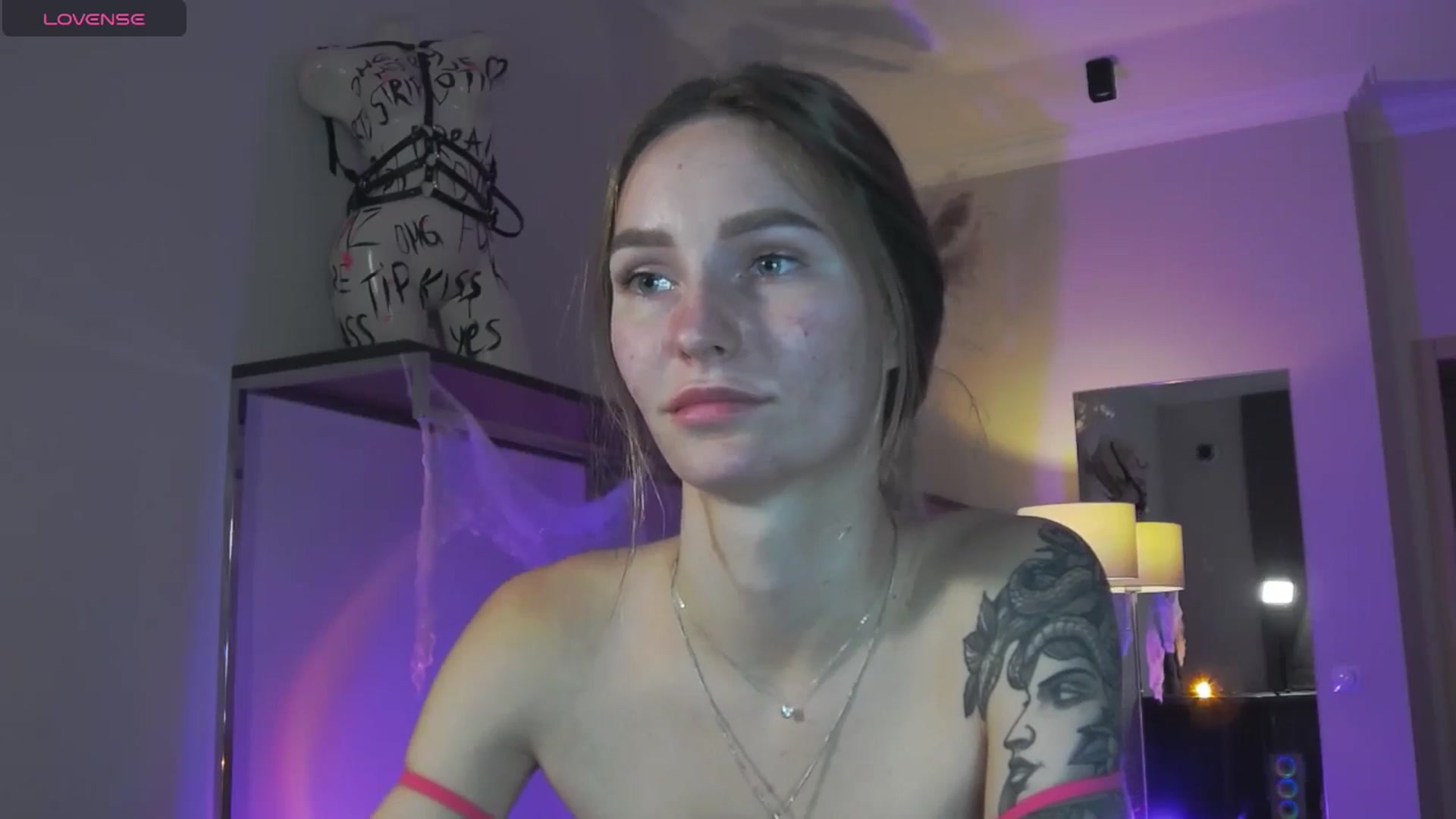 Gallery image thumbnail from Miliain's myfreecams stream on, 11/02/2025, 15:38 image 19 of 20
