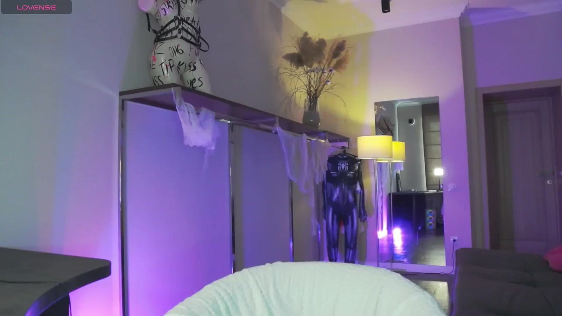 Gallery image thumbnail from Miliain's myfreecams stream on, 11/03/2025, 09:46 image 10 of 20