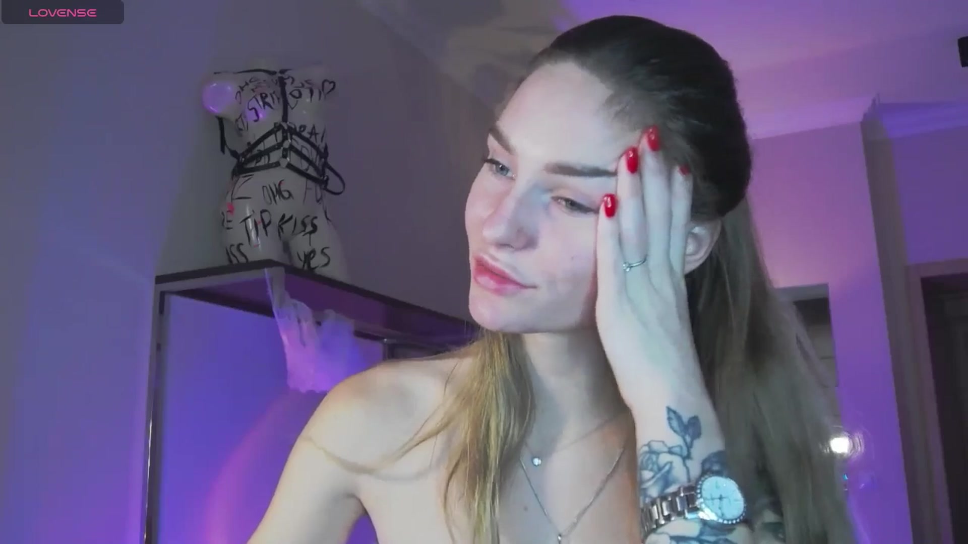 Gallery image thumbnail from Miliain's myfreecams stream on, 11/03/2025, 09:46 image 13 of 20