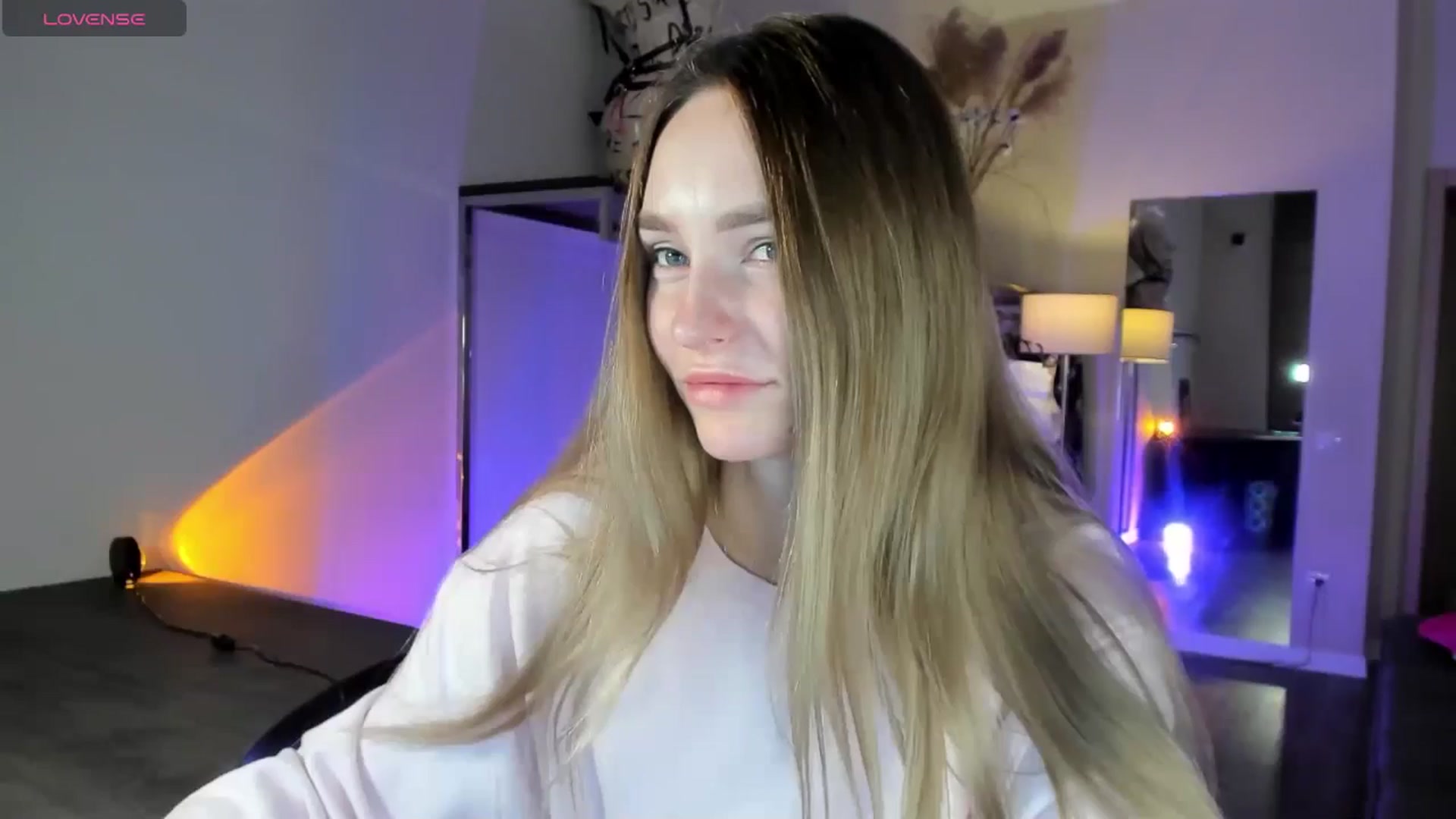 Gallery image thumbnail from Miliain's myfreecams stream on, 11/22/2025, 13:04 image 17 of 20
