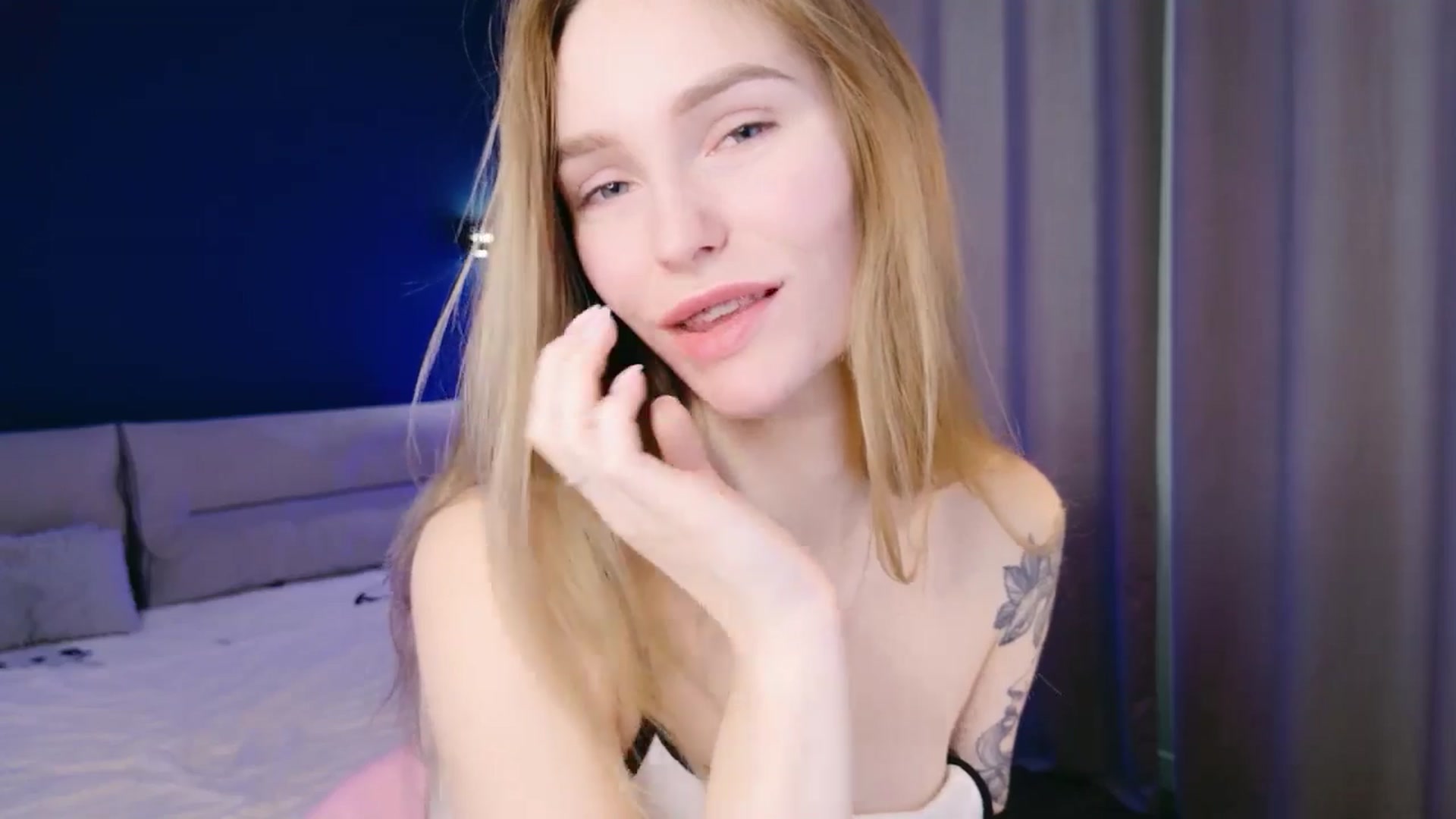 Gallery image thumbnail from Miliain's myfreecams stream on, 11/23/2025, 11:58 image 11 of 20