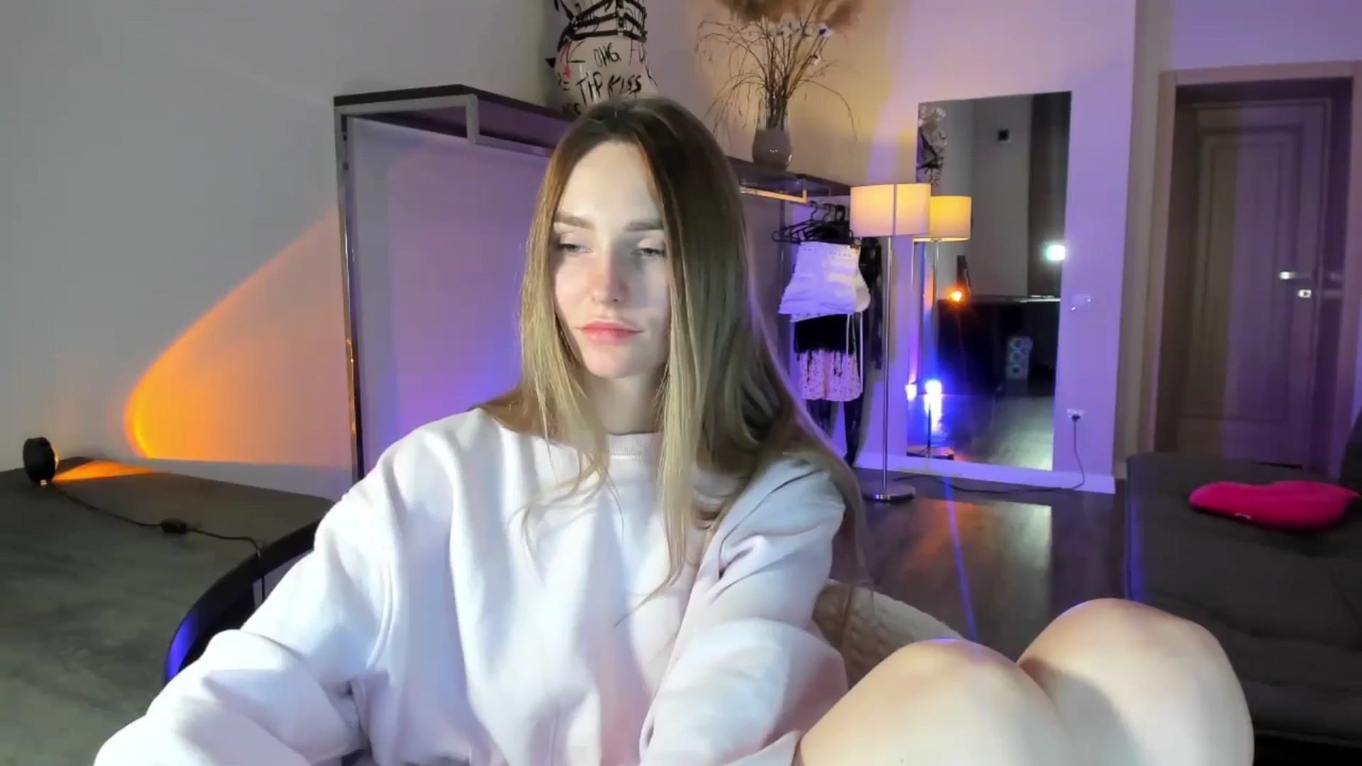 Gallery image thumbnail from Miliain's myfreecams stream on, 11/24/2025, 13:00 image 19 of 20