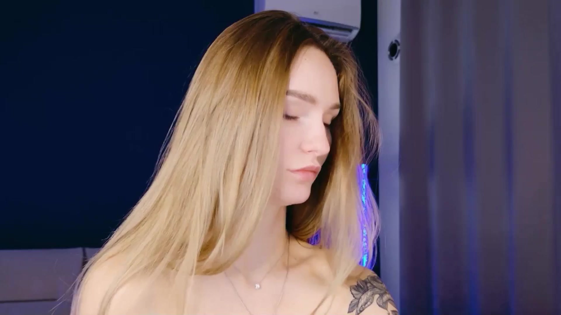 Gallery image thumbnail from Miliain's myfreecams stream on, 11/28/2025, 10:33 image 1 of 20