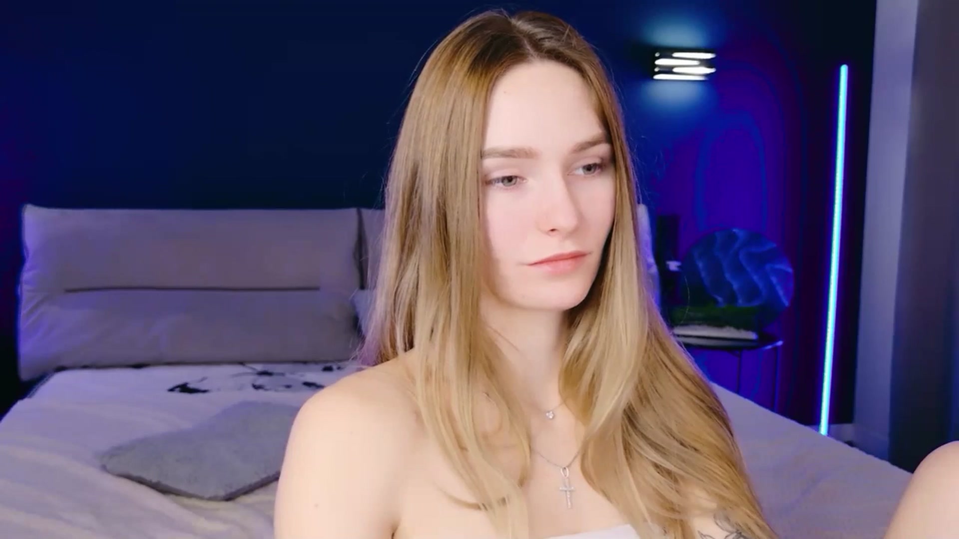 Gallery image thumbnail from Miliain's myfreecams stream on, 11/28/2025, 10:33 image 16 of 20
