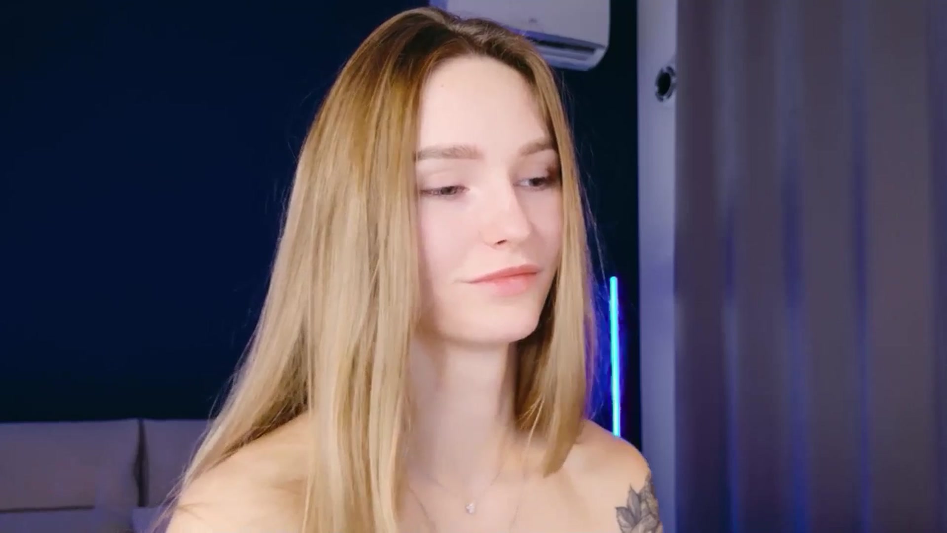 Gallery image thumbnail from Miliain's myfreecams stream on, 11/28/2025, 10:33 image 2 of 20