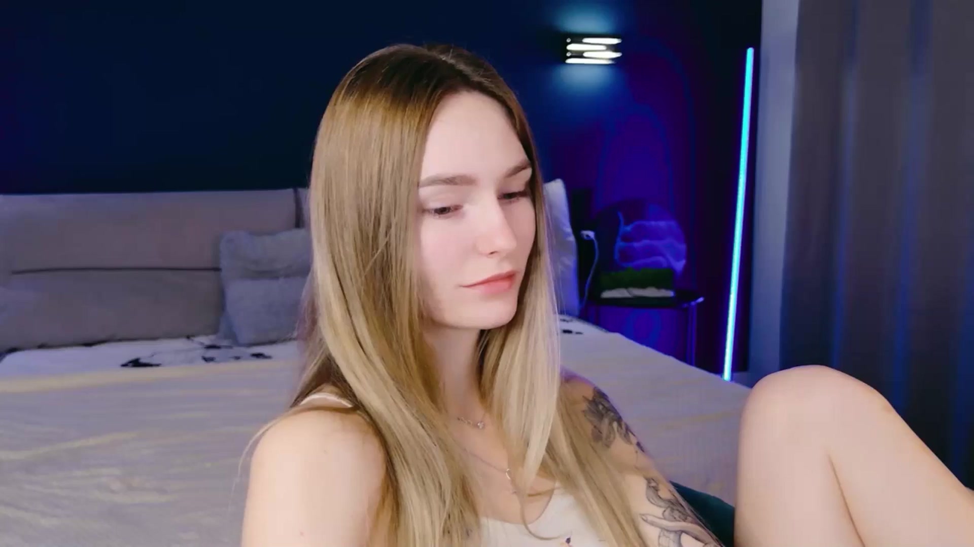 Gallery image thumbnail from Miliain's myfreecams stream on, 11/30/2025, 13:47 image 17 of 20