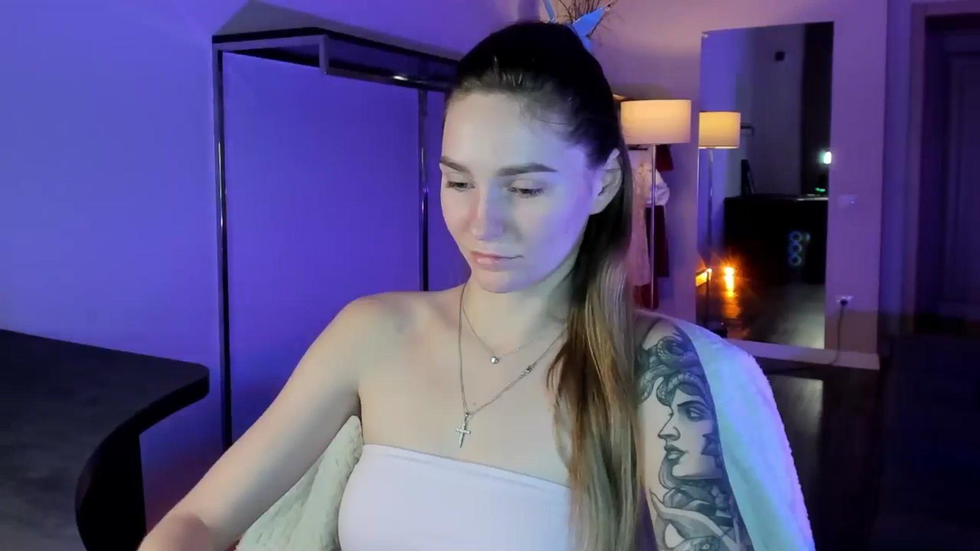 Gallery image thumbnail from Miliain's myfreecams stream on, 12/04/2025, 13:07 image 5 of 20