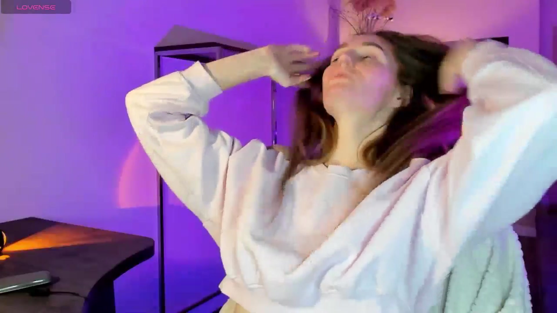 Gallery image thumbnail from Miliain's myfreecams stream on, 12/11/2025, 15:00 image 16 of 20