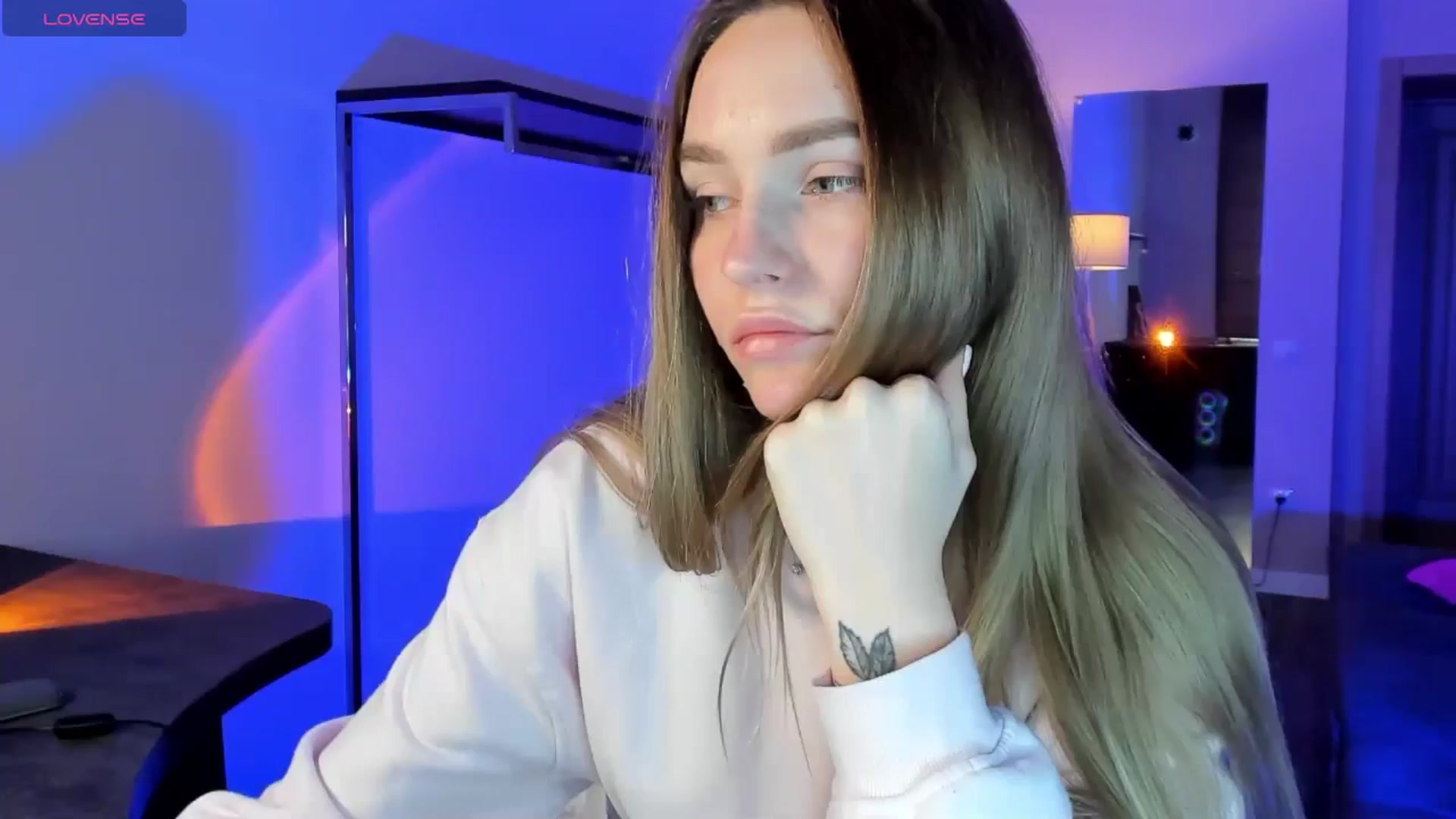 Gallery image thumbnail from Miliain's myfreecams stream on, 12/12/2025, 12:42 image 4 of 20