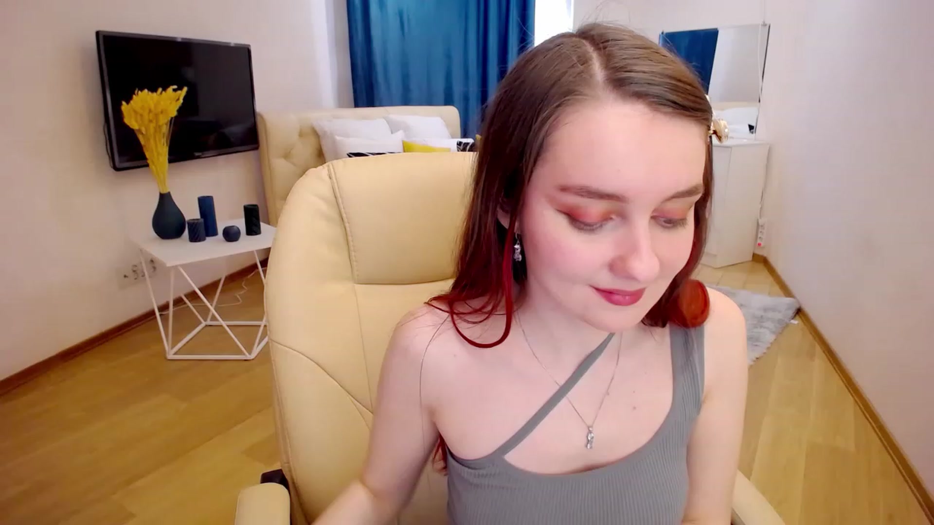 Gallery image thumbnail from Milim_Nava's myfreecams stream on, 04/03/2023, 12:04 image 3 of 20